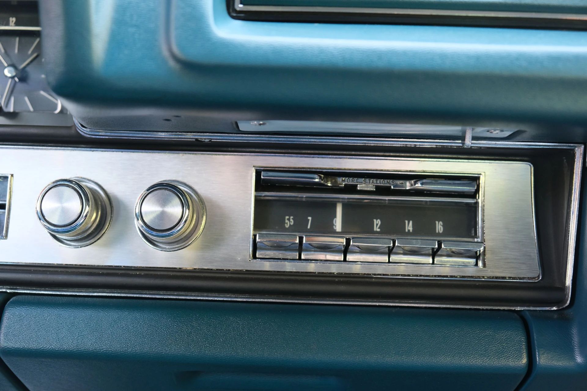 AM radio in a 1968 Cadillac