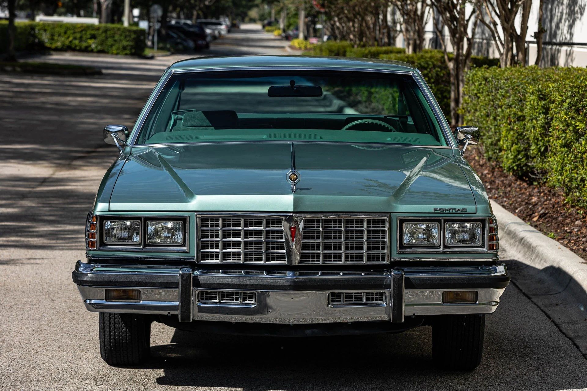 Front view of a 1977 Pontiac