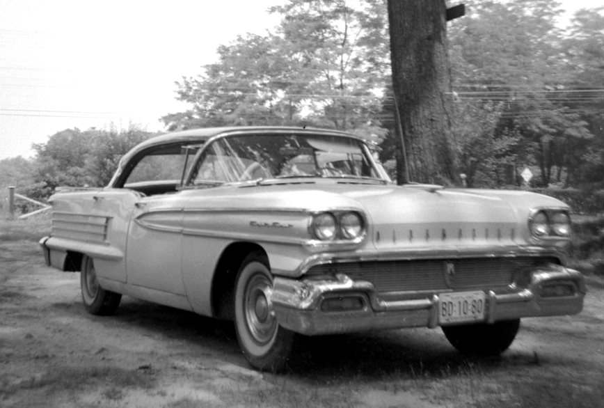 When Chrome Ruled: Classic 1950s GM Cars In Vintage Photos 17 Captura de pantalla 2025 06 06 00.54.04