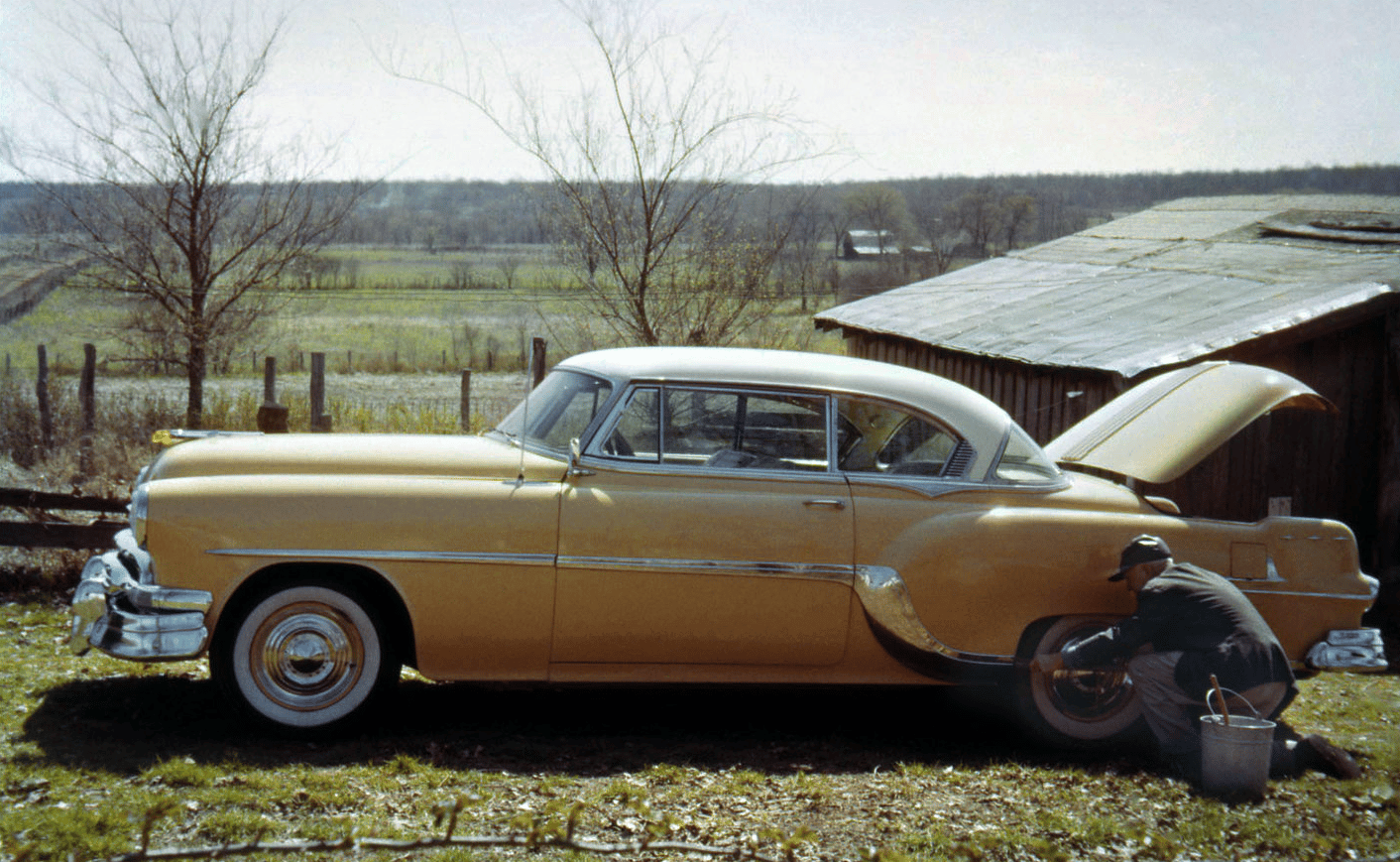 When Chrome Ruled: Classic 1950s GM Cars In Vintage Photos 8 Captura de pantalla 2026 05 20 22.01.57