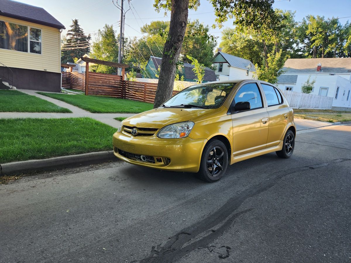 Alberta - A Hotbed for Toyota Echo Hatchback Customization Apparently 6 Custom Echo 1