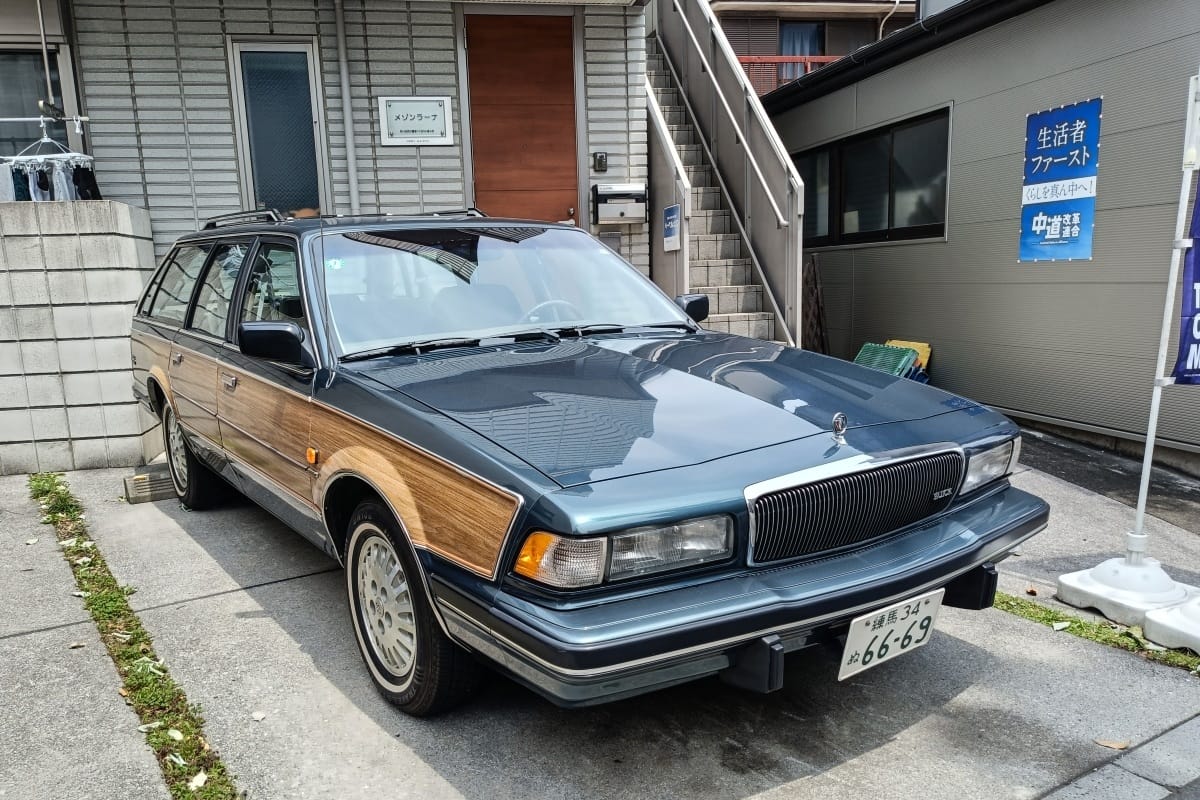 T87’s Singles Collection, Spring 2026 Edition – Part 4: More Foreign Cars (American & British) 27 IMG20260613110147 edited