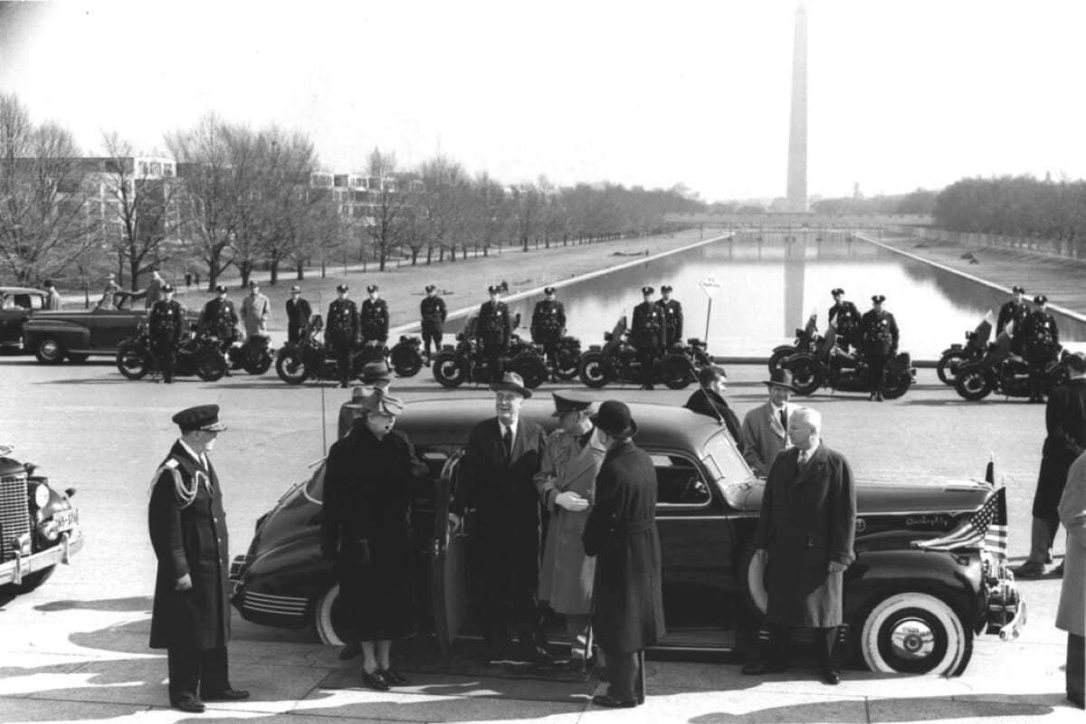 Packard 180 limo