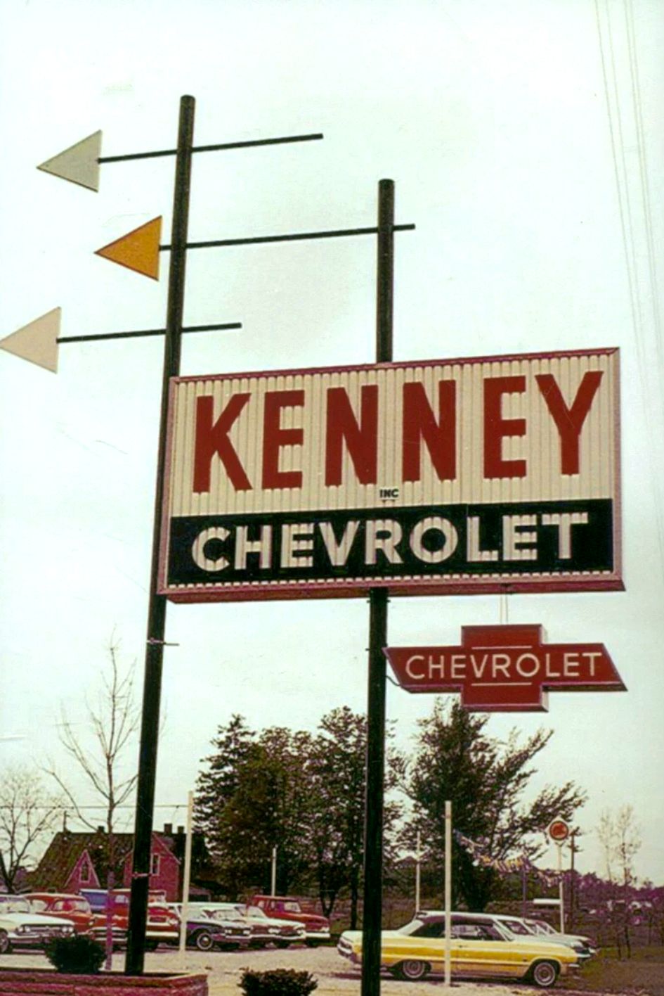1960s–1970s Chevrolet Dealers in Vintage Postcards 3 Screenshot 20260711 000513