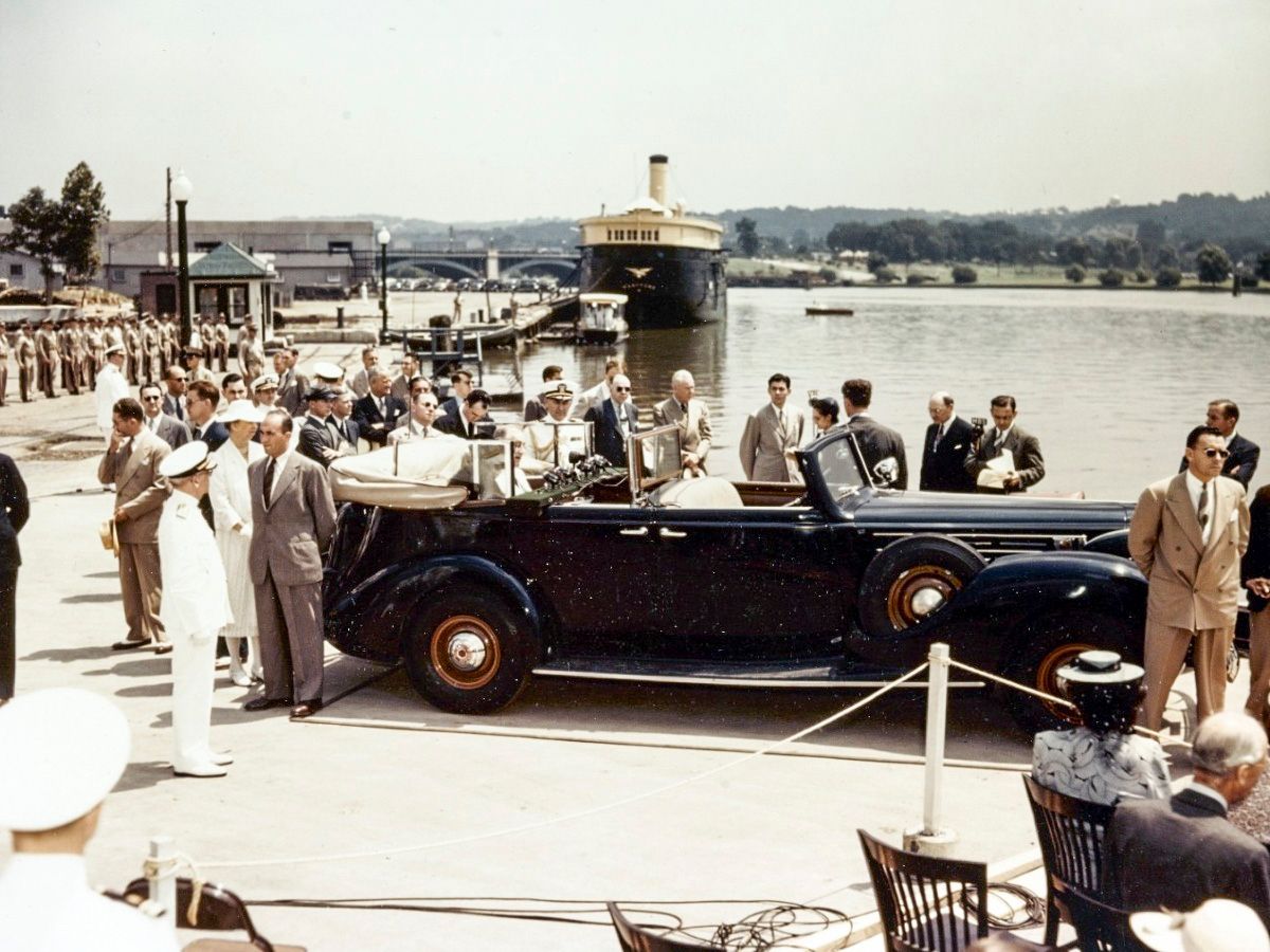 rollson packard periodpic aug42