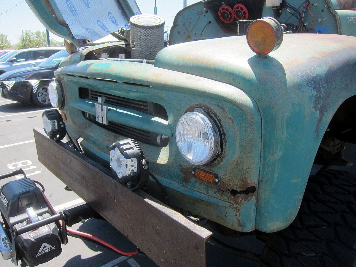 Car Show Classic: 1954 International -- Old School Looks, Modern Tricks 3 rsz international 100 1954 001