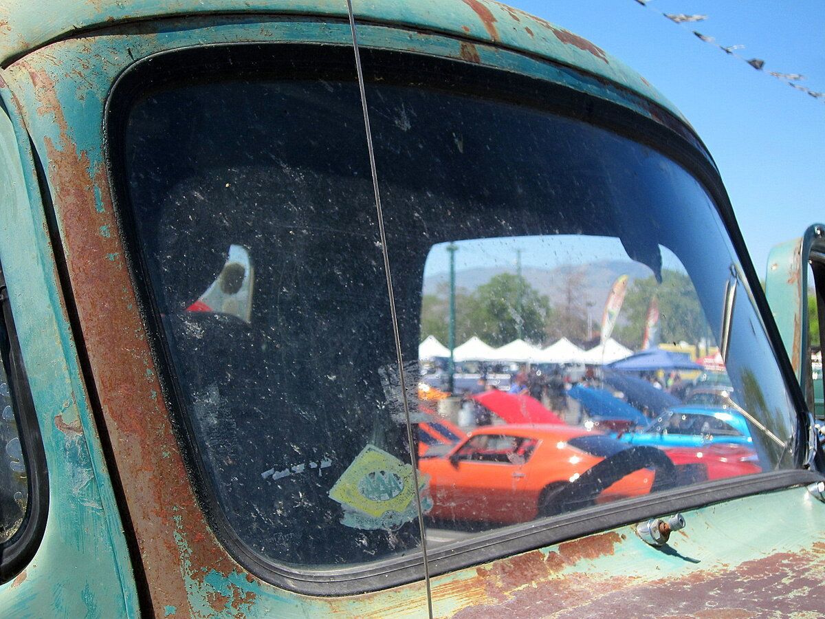 Car Show Classic: 1954 International -- Old School Looks, Modern Tricks 5 rsz international 100 1954 006