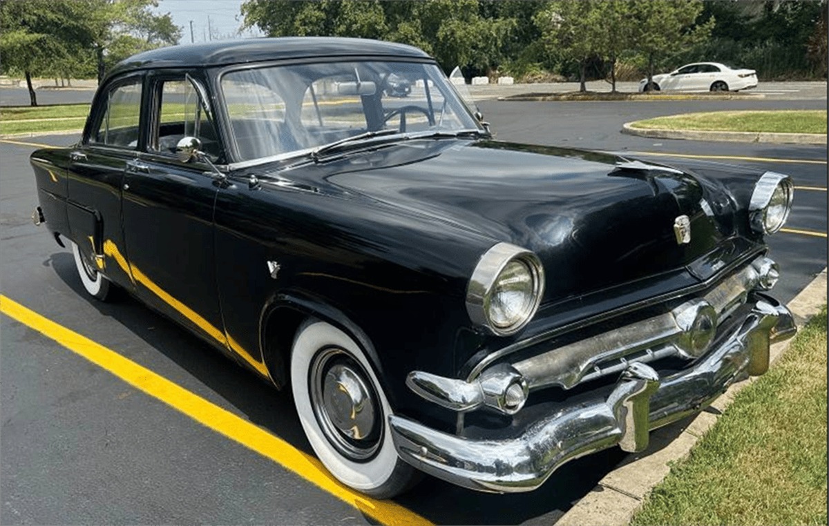 1954 Ford Mainline in Black: The Way Henry Ford Would Have Wanted It? 1 1954 ford fodor mainline black 1