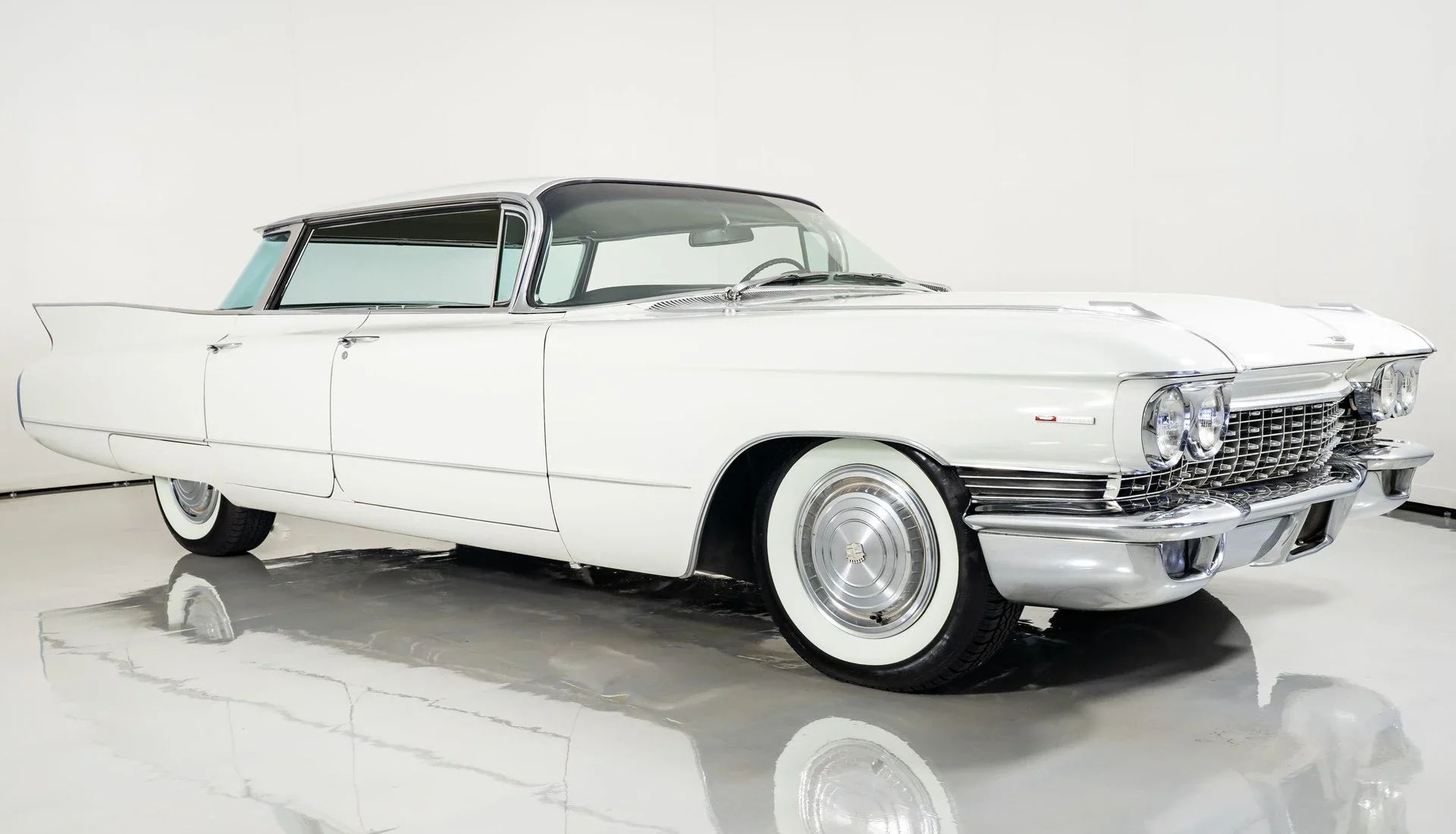 From Flattop To Formal: Cadillac's 1959–1964 Four-Window And Six-Window Four-Door Hardtops 18 Right front 3q view of a 1960 Cadillac flattop four-door hardtop in an indoor studio space