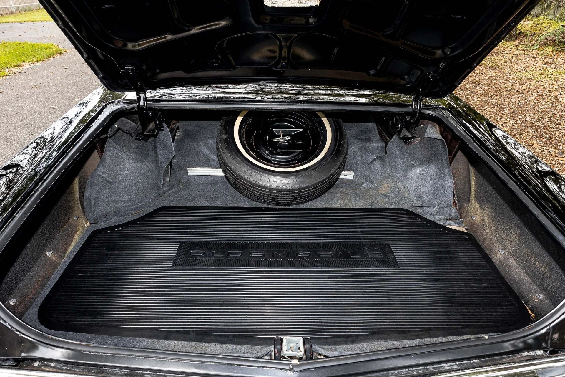 1966 Oldsmobile Ninety-Eight Town Sedan: GM's Cheapest C-Body Luxury Car 13 Trunk compartment of a 1966 Oldsmobile 98