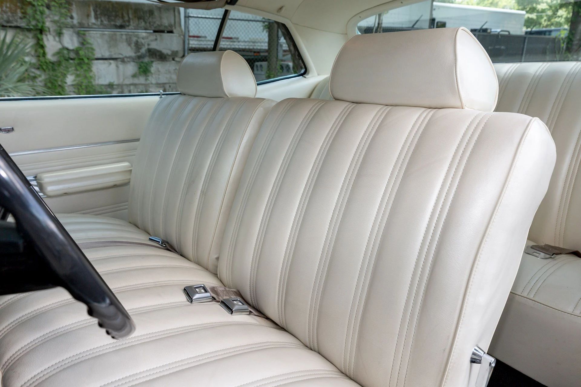 1970 Mercury Marauder: Not An X-100, But "A Thriftier Approach To Sports Driving" 13 Front bench seat of a 1970 Mercury