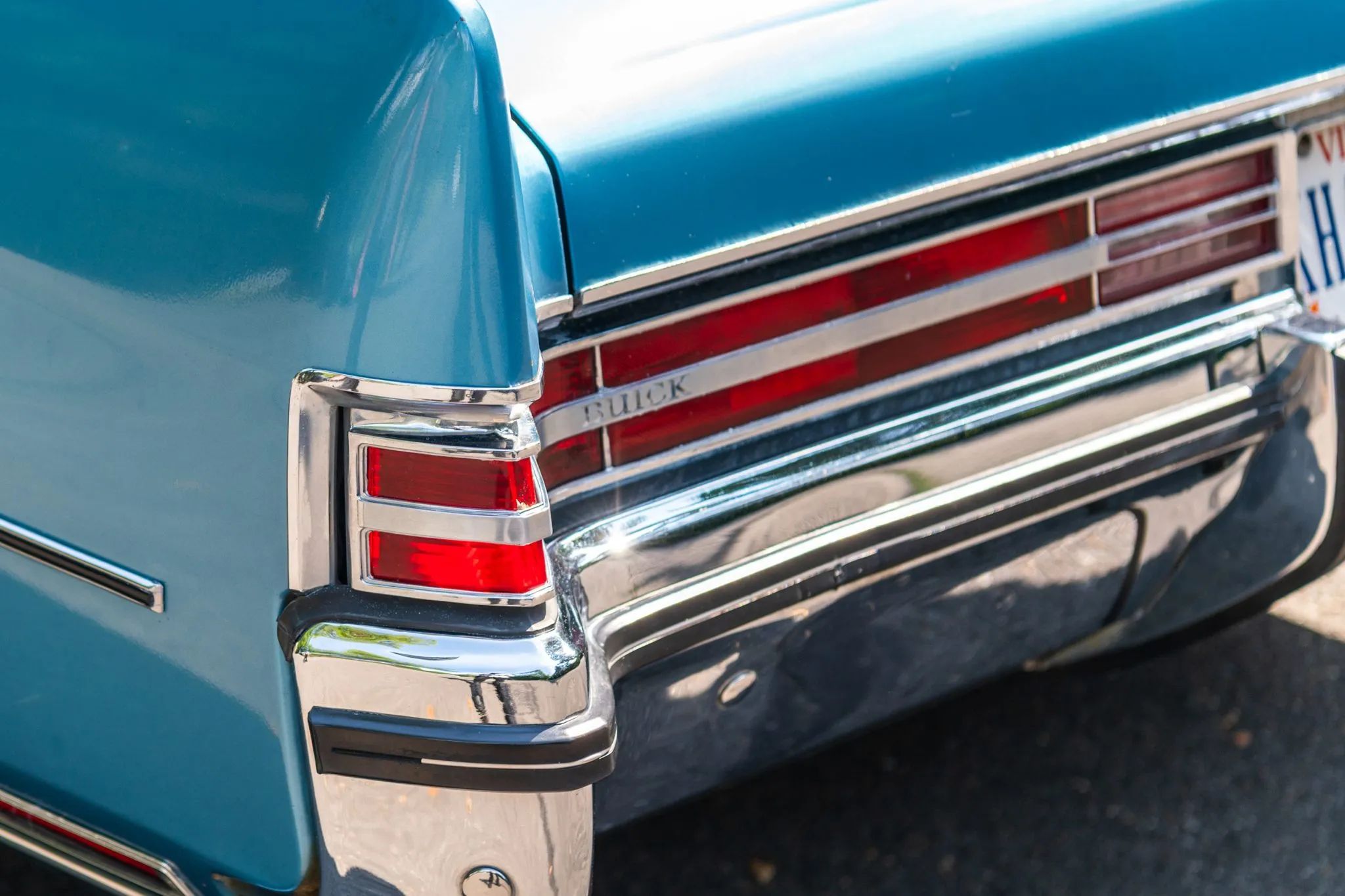 1972 Buick Electra 225 Custom Limited: "The Look Of A Quality Automobile Without Being A Bit Ostentatious" 13 Left taillight and bumper of a 1972 Buick