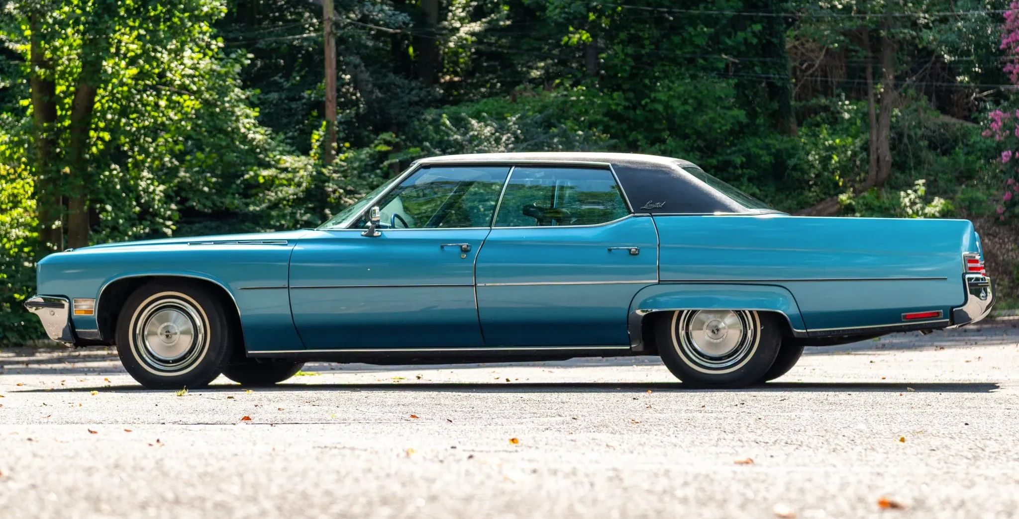 1972 Buick Electra 225 Custom Limited: "The Look Of A Quality Automobile Without Being A Bit Ostentatious" 4 Left side view of a 1972 Buick four-door hardtop