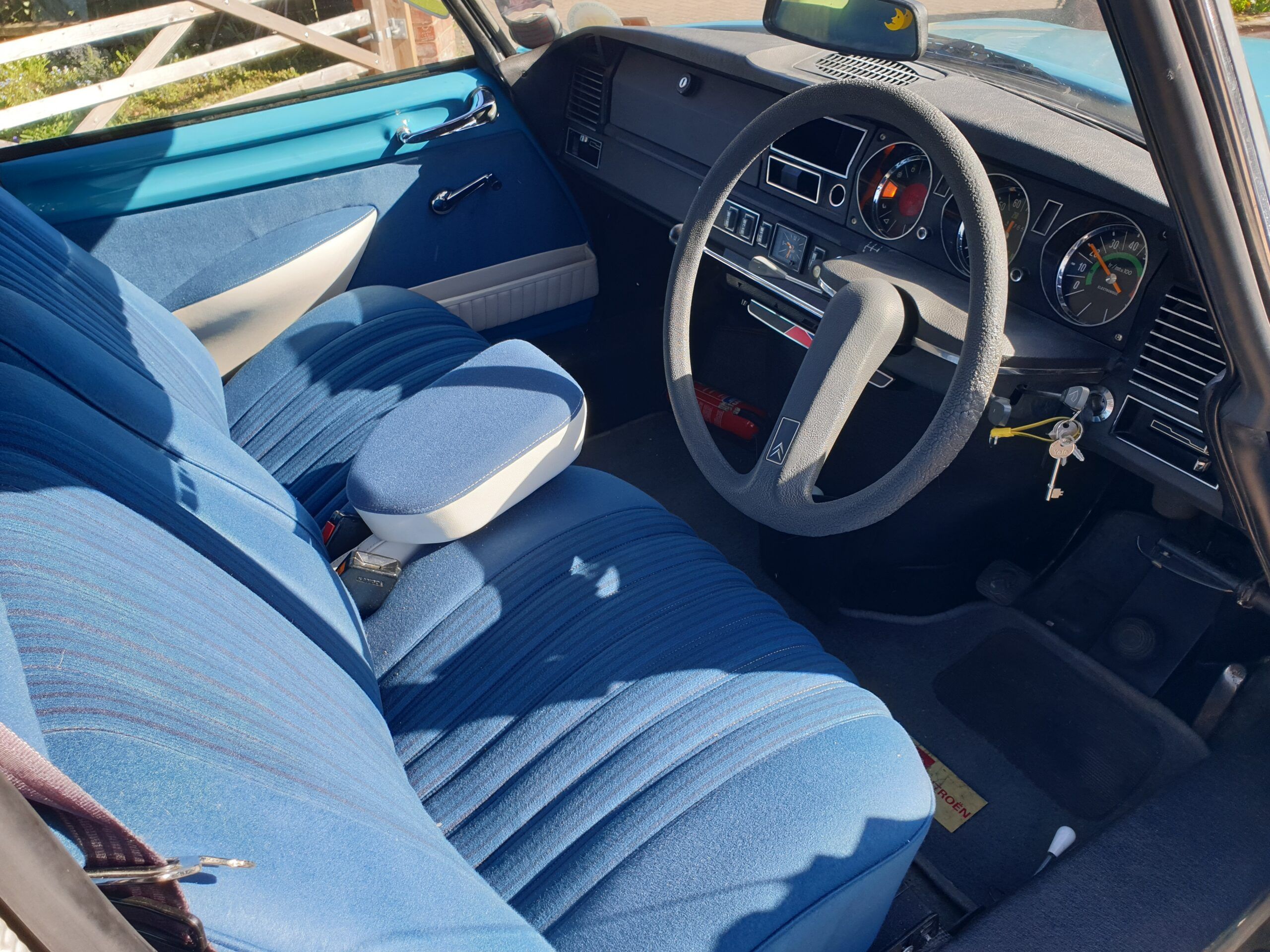 My 1974 Citroen D Super 5 - Fulfilling the Childhood Dream 10 20230411 100414 scaled