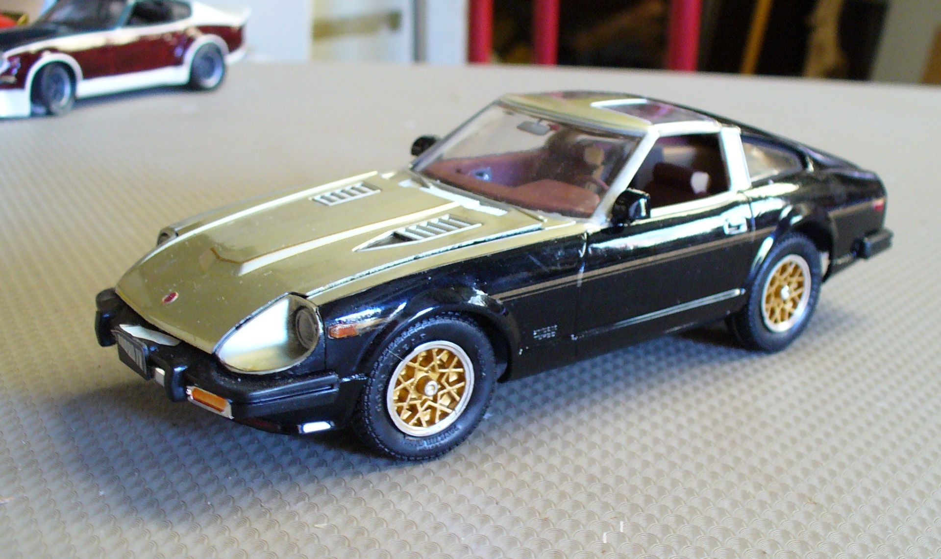 The Nissan Z Evolution, Captured in Scale Models 13 280ZXT1