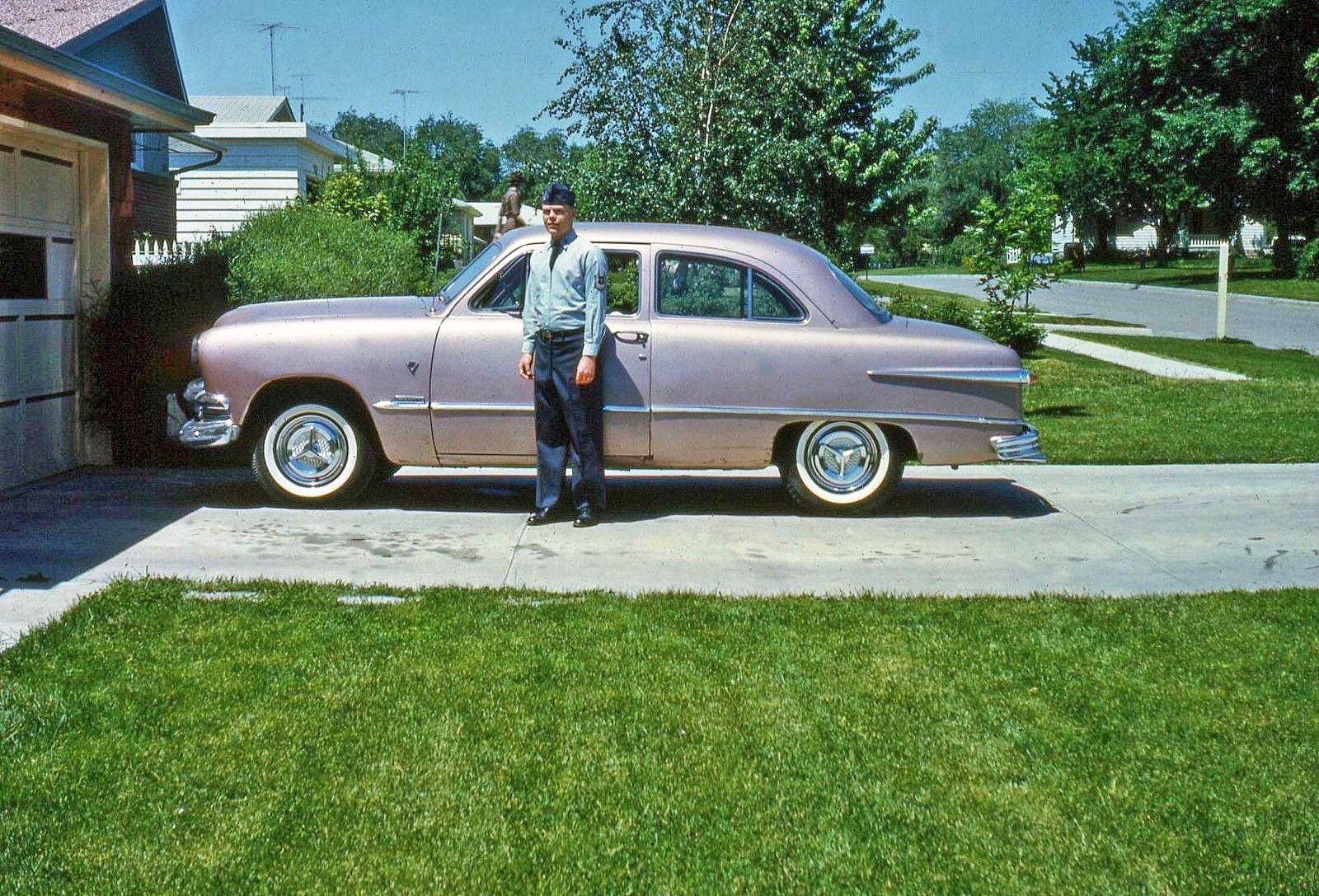 A Rainbow Of 1950s Cars -- Remember When Cars Weren't Just Black, White, and Gray? 5 3 4 1 5