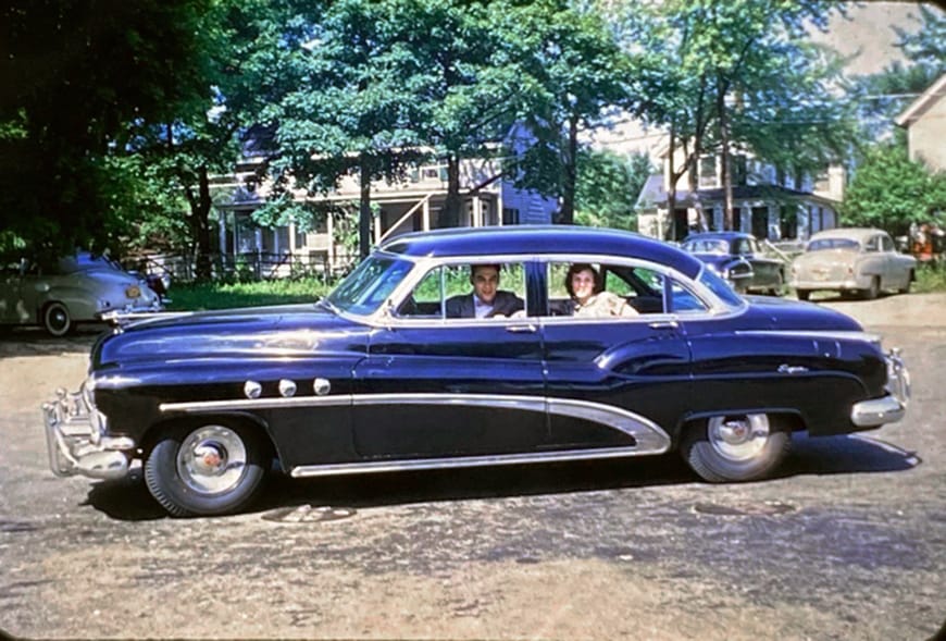 Buicks In Their Best Decade -- Vintage Photos 1950s 3 Captura de pantalla 2026 08 22 18.56.50