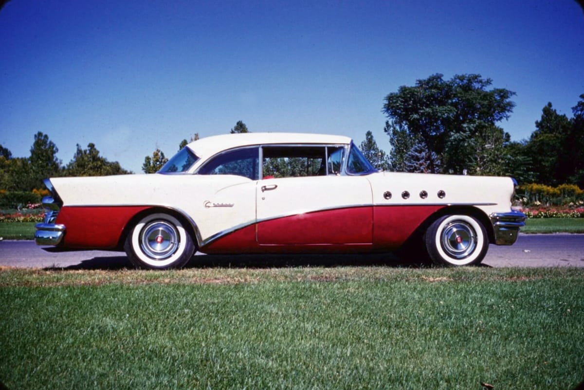 Buicks In Their Best Decade -- Vintage Photos 1950s 1 Captura de pantalla 2026 08 22 18.57.09