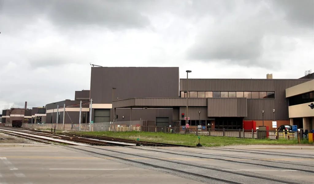 Photo of a closed factory complex