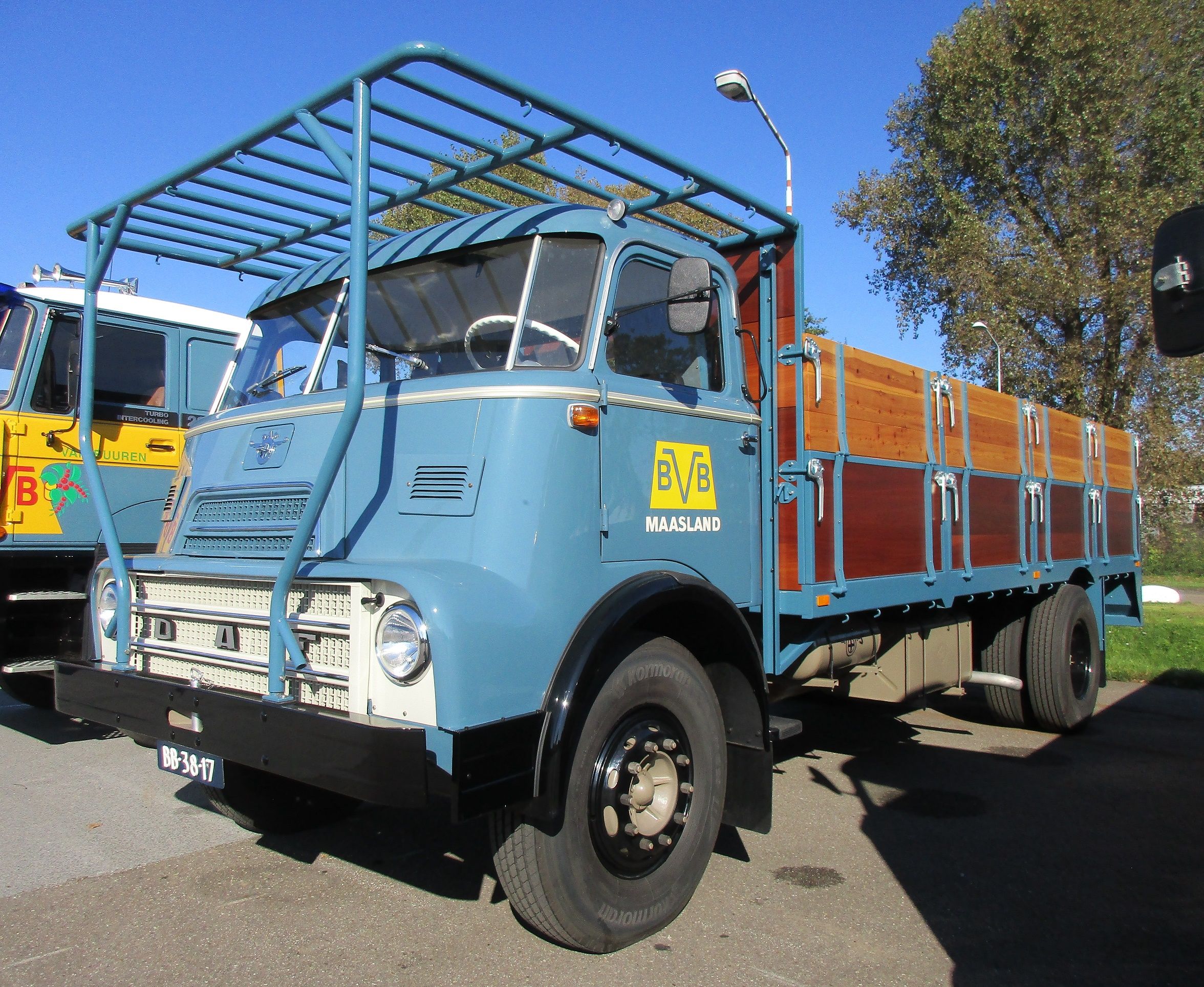 BVB Maasland - 1967 DAF A 2200 DO 505 flatbed truck - 1
