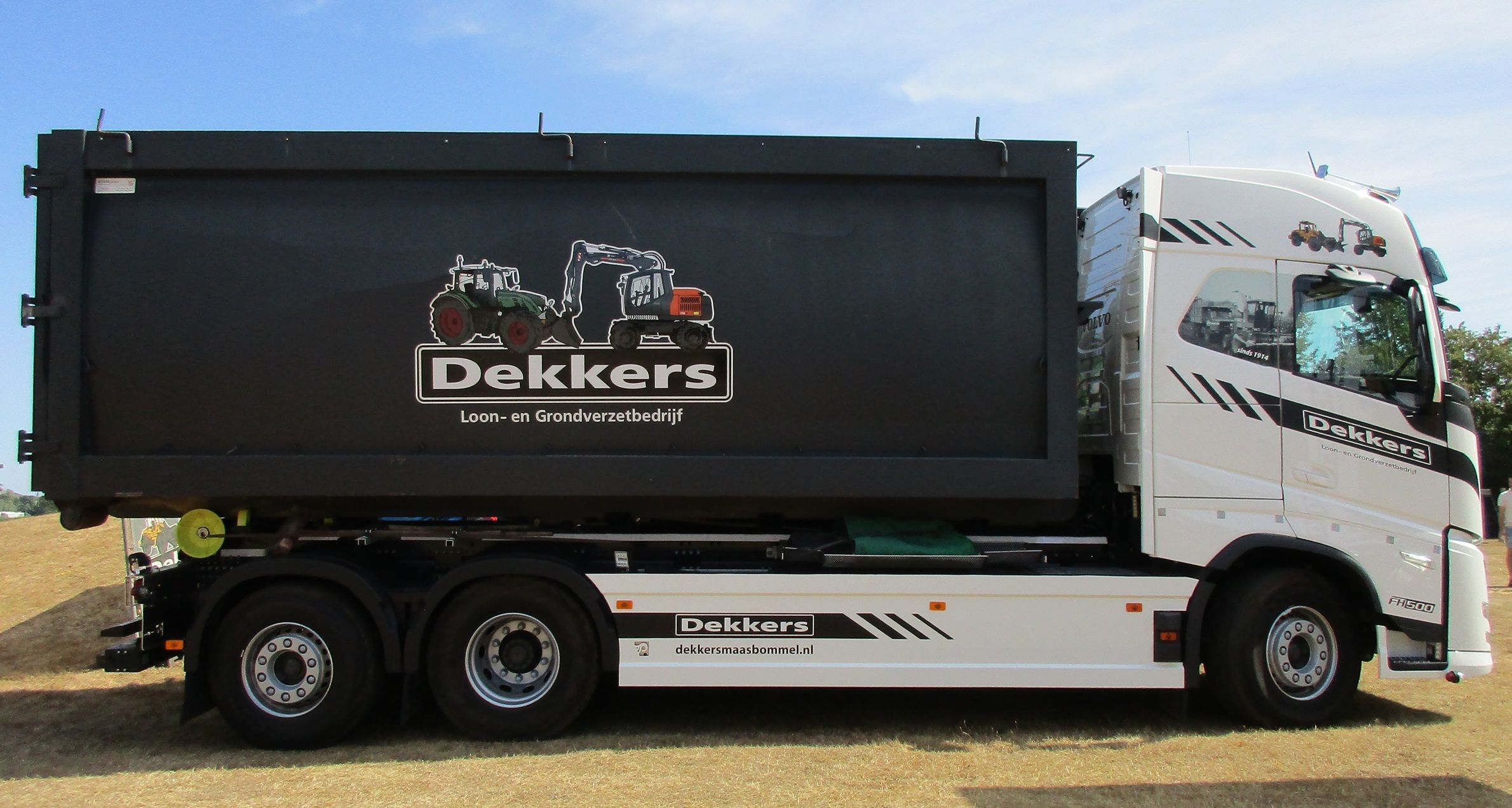 2026 Volvo FH Aero 6x2*4 Hooklift Truck - I Have Just Started Rolling 3 Dekkers Maasbommel - 2026 Volvo FH Aero 6x2*4 truck with a Hiab Multilift Ultima 26 hooklift hoist - 3