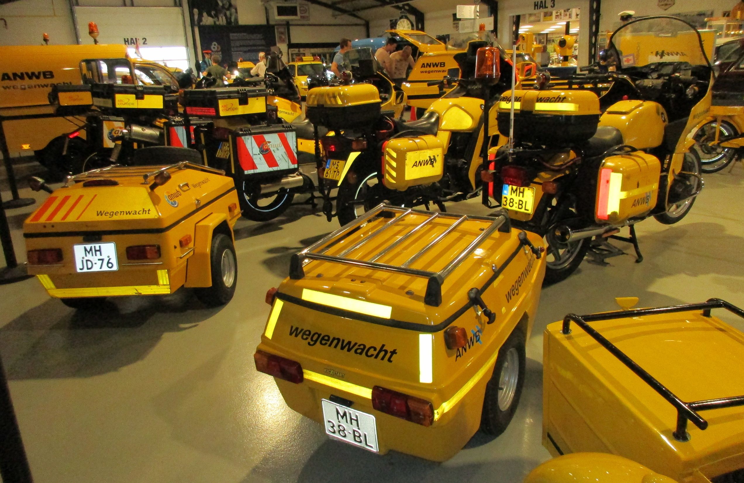 A Pictorial History Of Dutch Roadside Assistance Vehicles - Two-Wheelers And Four-Wheelers, But No ATVs 11 Visscher Classique - 80th anniversary ANWB Dutch roadside assistance - motorcycles with trailer