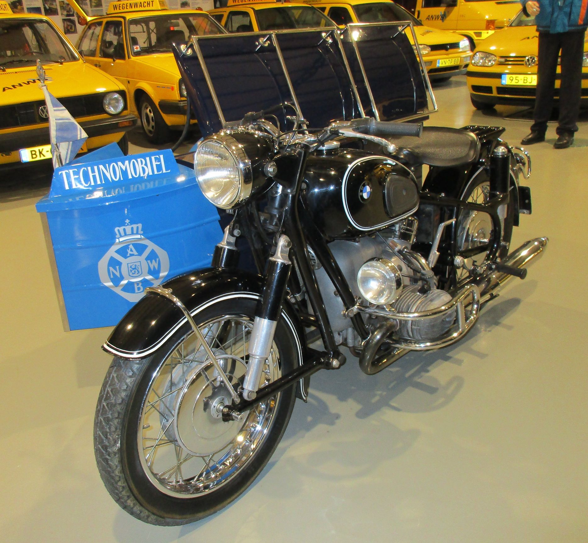 A Pictorial History Of Dutch Roadside Assistance Vehicles - Two-Wheelers And Four-Wheelers, But No ATVs 36 Visscher Classique - 80th anniversary ANWB Dutch roadside assistance - BMW motorcycle - 1