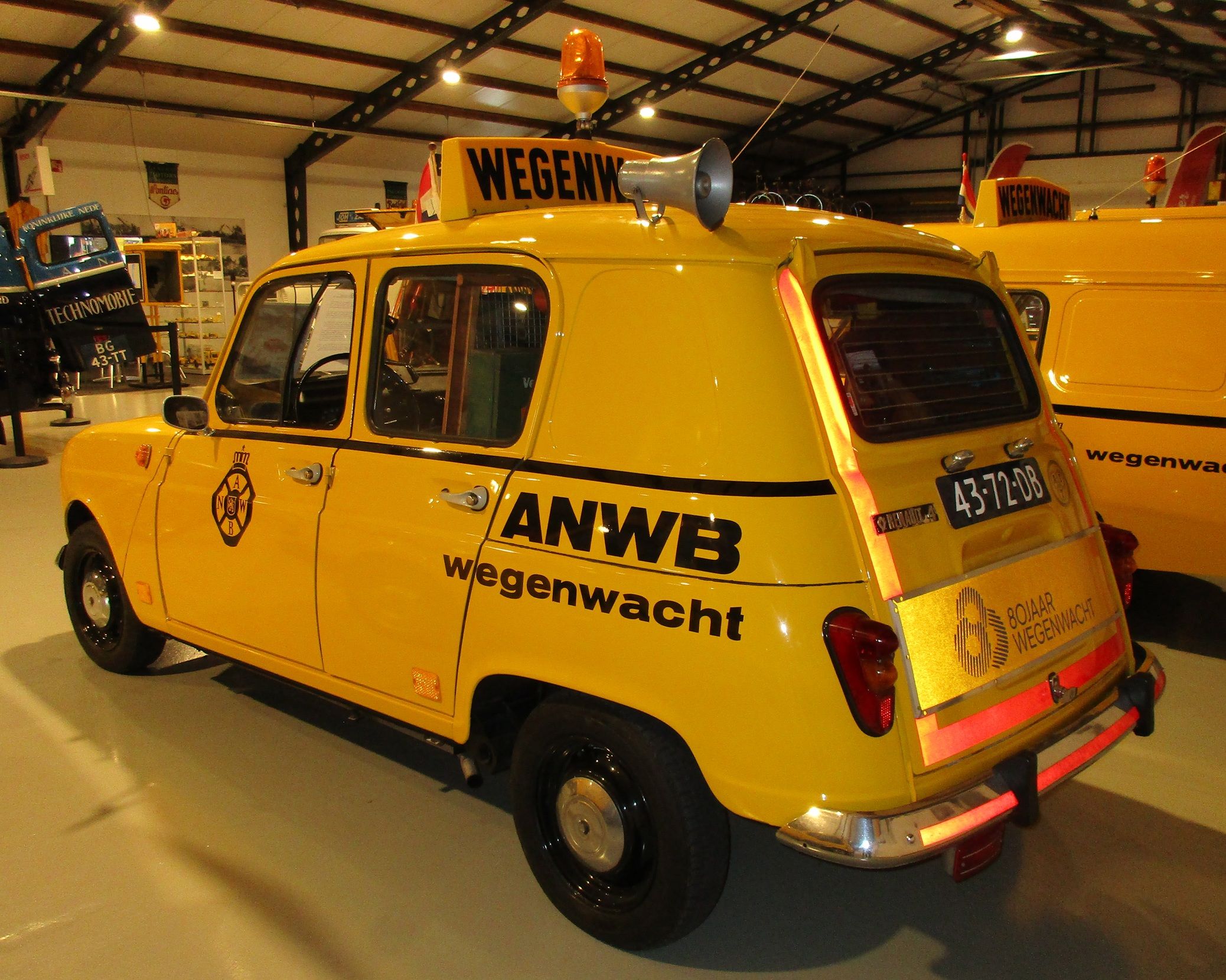 A Pictorial History Of Dutch Roadside Assistance Vehicles - Two-Wheelers And Four-Wheelers, But No ATVs 24 Visscher Classique - 80th anniversary ANWB Dutch roadside assistance - Renault 4 van - 2