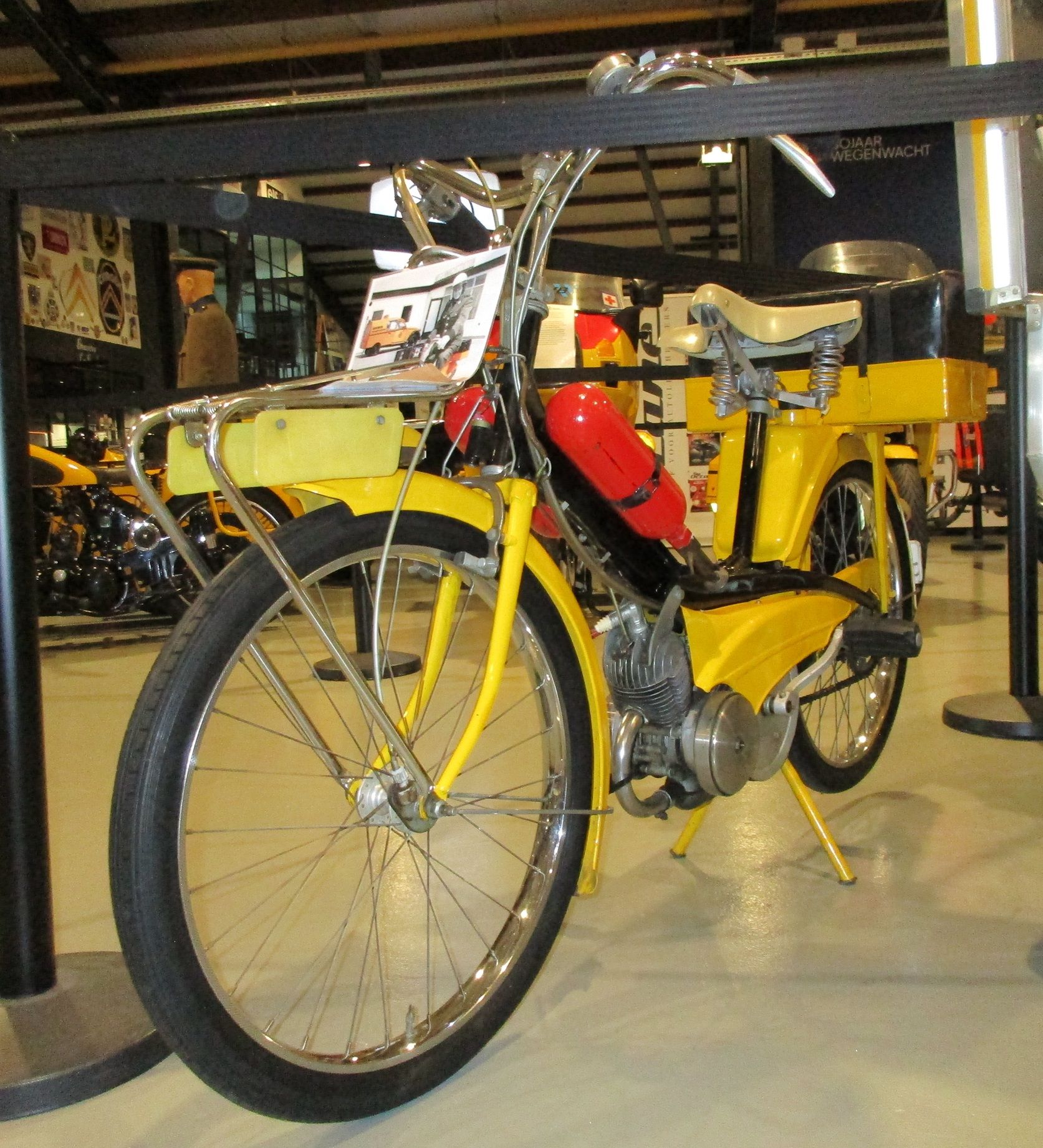 A Pictorial History Of Dutch Roadside Assistance Vehicles - Two-Wheelers And Four-Wheelers, But No ATVs 3 Visscher Classique - 80th anniversary ANWB Dutch roadside assistance - moped - 1