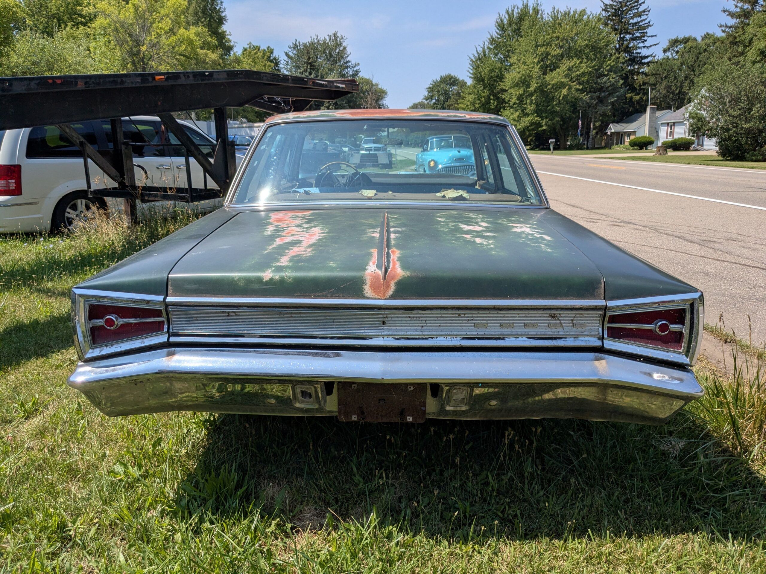1965 Dodge Custom 880: Sometimes A Basic Sedan Makes For The Best Curbside Classic 6 PXL 20260730 163445361.MP scaled
