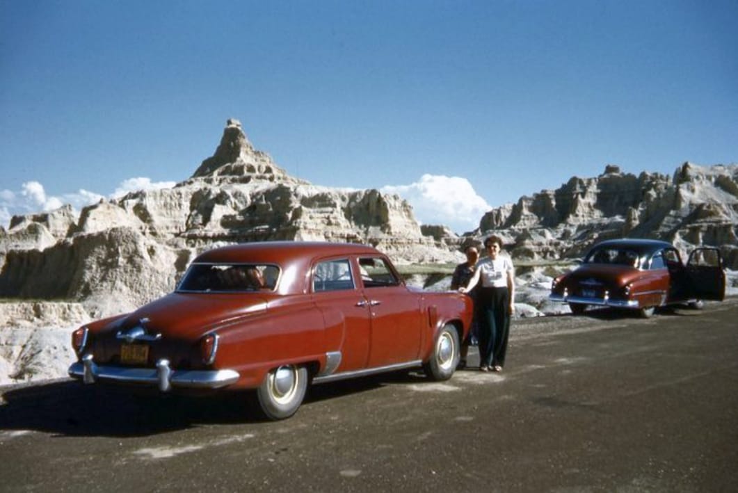 A Rainbow Of 1950s Cars -- Remember When Cars Weren't Just Black, White, and Gray? 4 Screenshot 20250402 071038