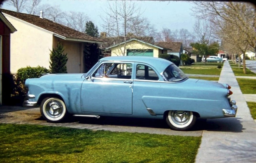 A Rainbow Of 1950s Cars -- Remember When Cars Weren't Just Black, White, and Gray? 9 Screenshot 20260703 020025
