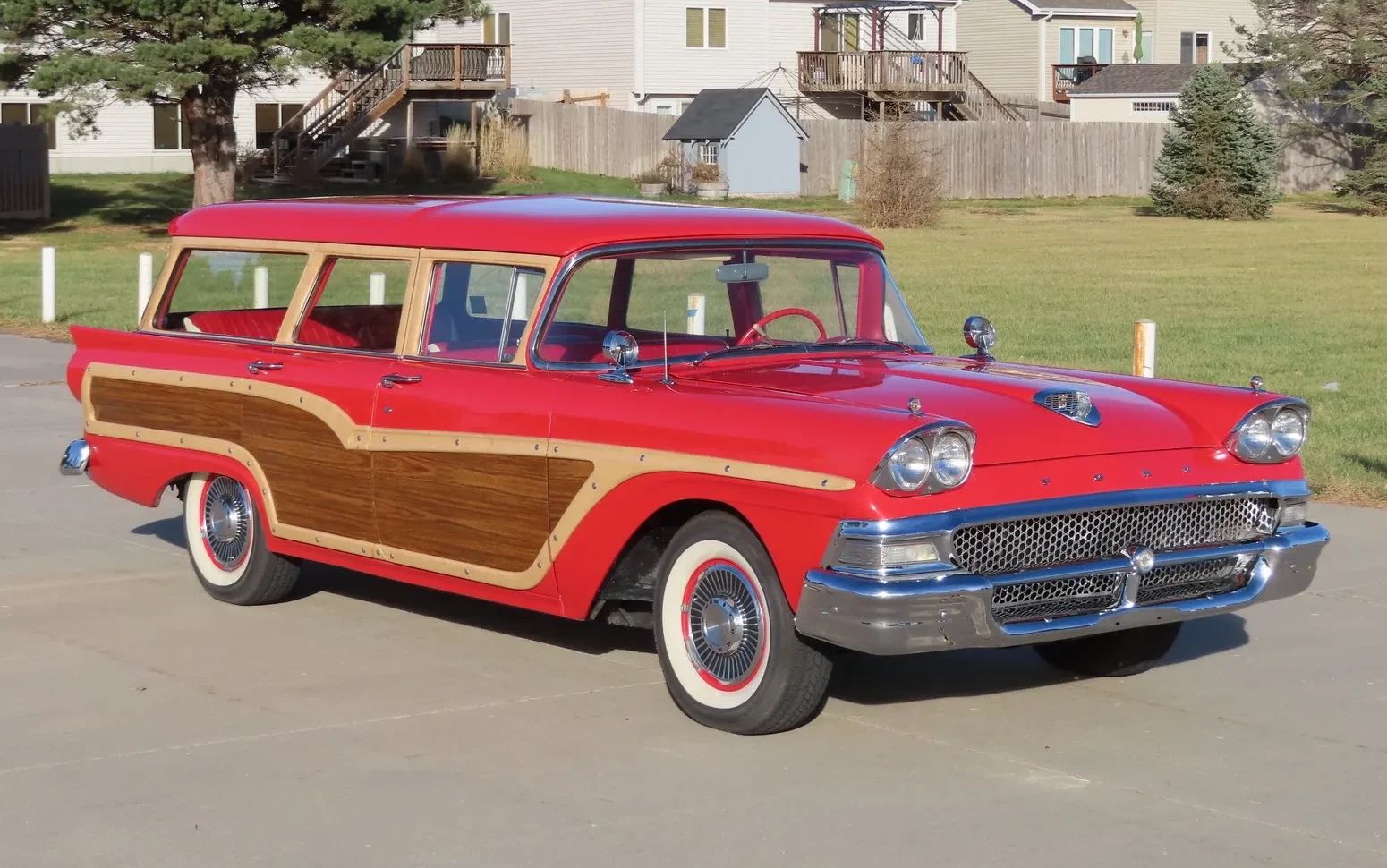 1958 Oldsmobile Dynamic 88 Fiesta Wagon: Looks Like A Fancy Cake, But Less Roomy Than A Country Squire 5 Right front 3q view of a 1958 Ford station wagon with woodgrain side trim