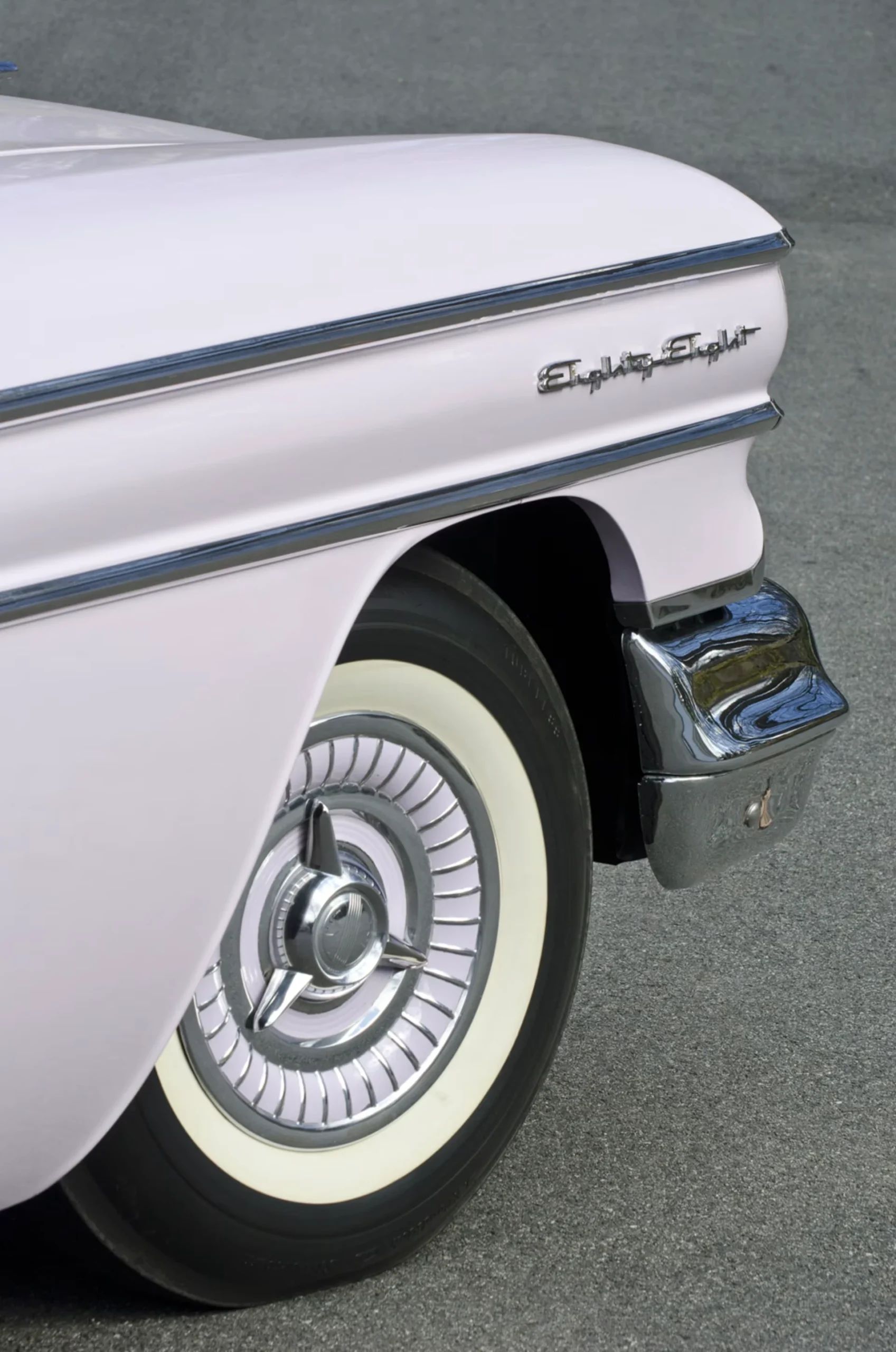 1958 Oldsmobile Dynamic 88 Fiesta Wagon: Looks Like A Fancy Cake, But Less Roomy Than A Country Squire 3 Right front fender of a 1958 Olds Dynamic 88