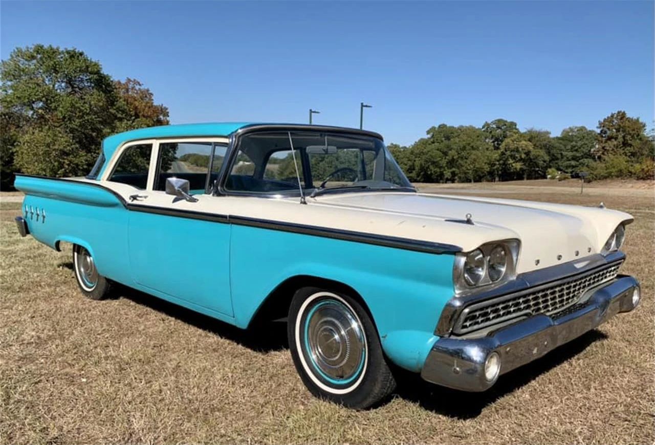 The 1957–1959 Ford-Chevrolet Sales Race: Busting Some Myths About When Ford Finally Beat Chevrolet — Twice 31 Right front 3q view of a two-tone 1959 Ford two-door sedan