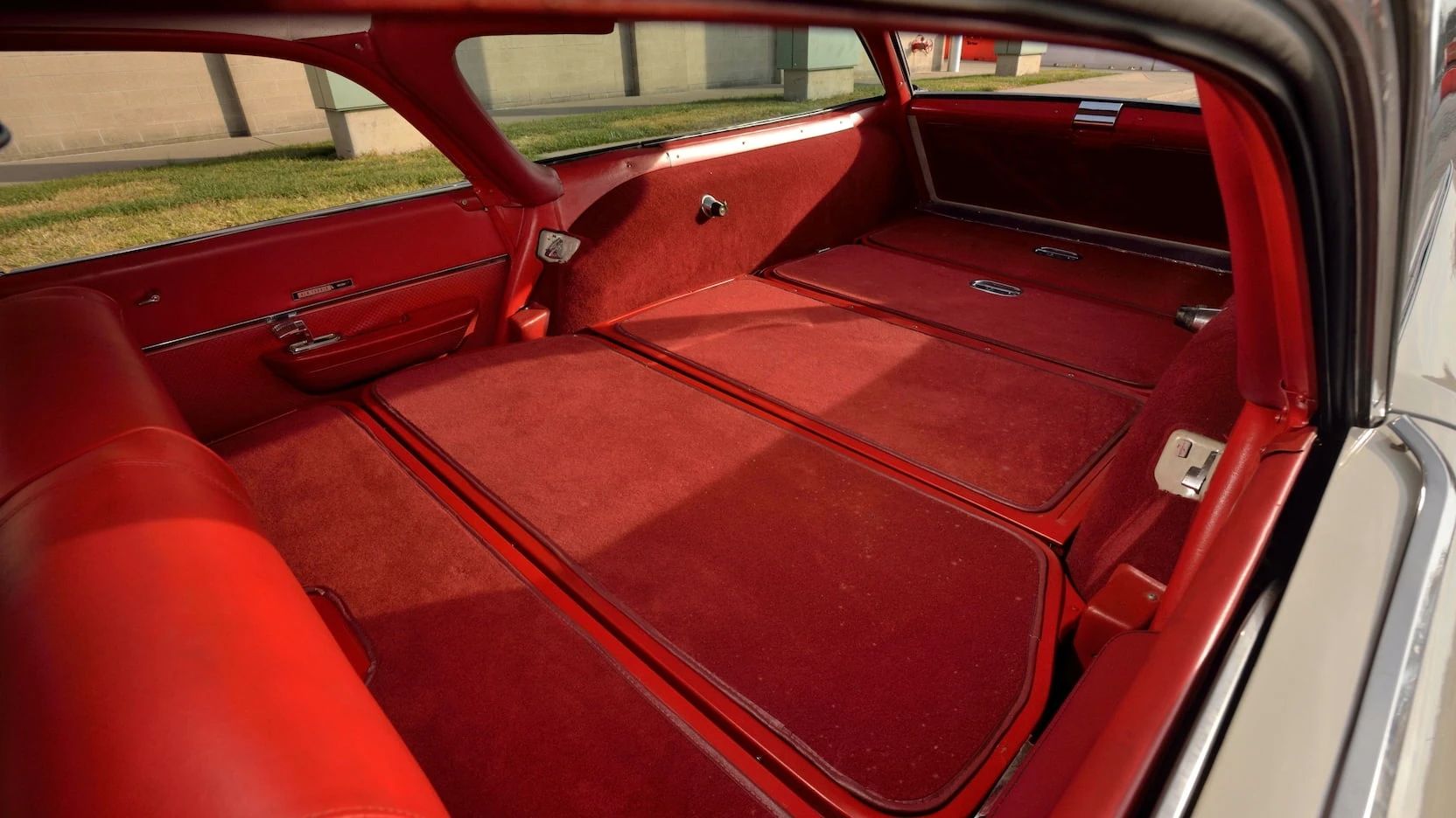 1962 Chrysler New Yorker Town & Country: 1962's Most Expensive Luxury Wagon Was A 1961 Plymouth In Disguise 21 Cargo area of a 1962 Chrysler full-size wagon with the seats folded away