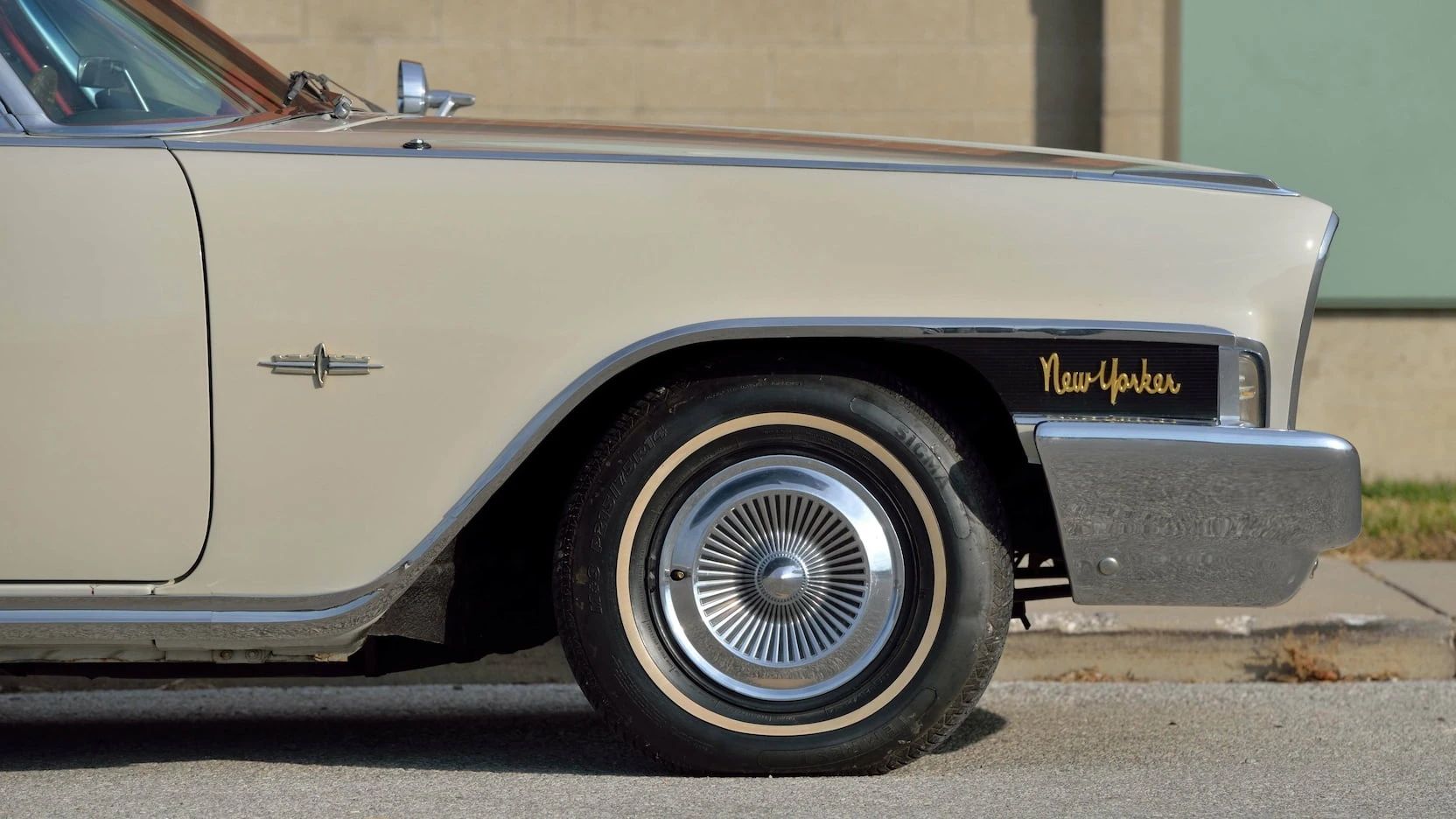 1962 Chrysler New Yorker Town & Country: 1962's Most Expensive Luxury Wagon Was A 1961 Plymouth In Disguise 12 Right front fender of a 1962 Chrysler station wagon