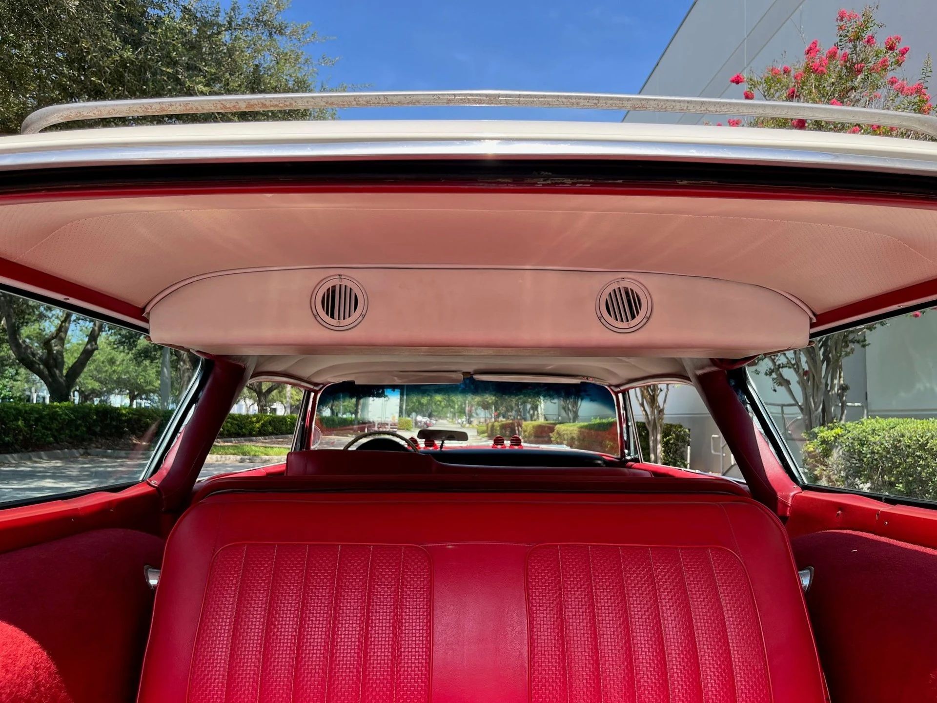 1962 Chrysler New Yorker Town & Country: 1962's Most Expensive Luxury Wagon Was A 1961 Plymouth In Disguise 19 Rear air conditioning vents above the rear seat of a 1962 Chrysler nine-passenger wagon