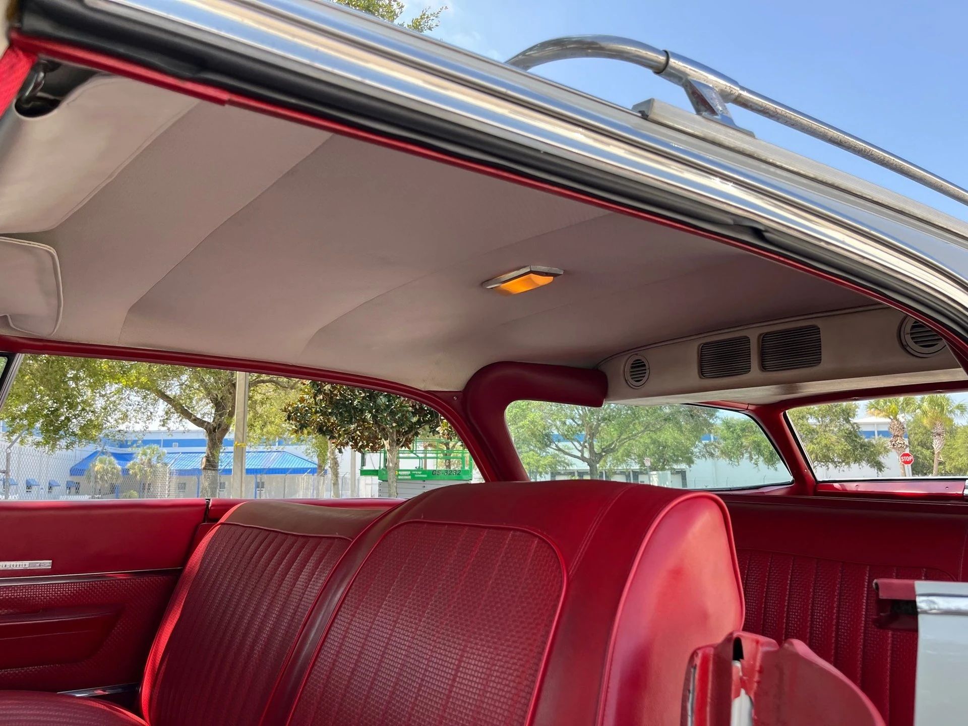 1962 Chrysler New Yorker Town & Country: 1962's Most Expensive Luxury Wagon Was A 1961 Plymouth In Disguise 18 Headliner and rear seat of a 1962 Chrysler station wagon, showing the rear air conditioning vents in the roof