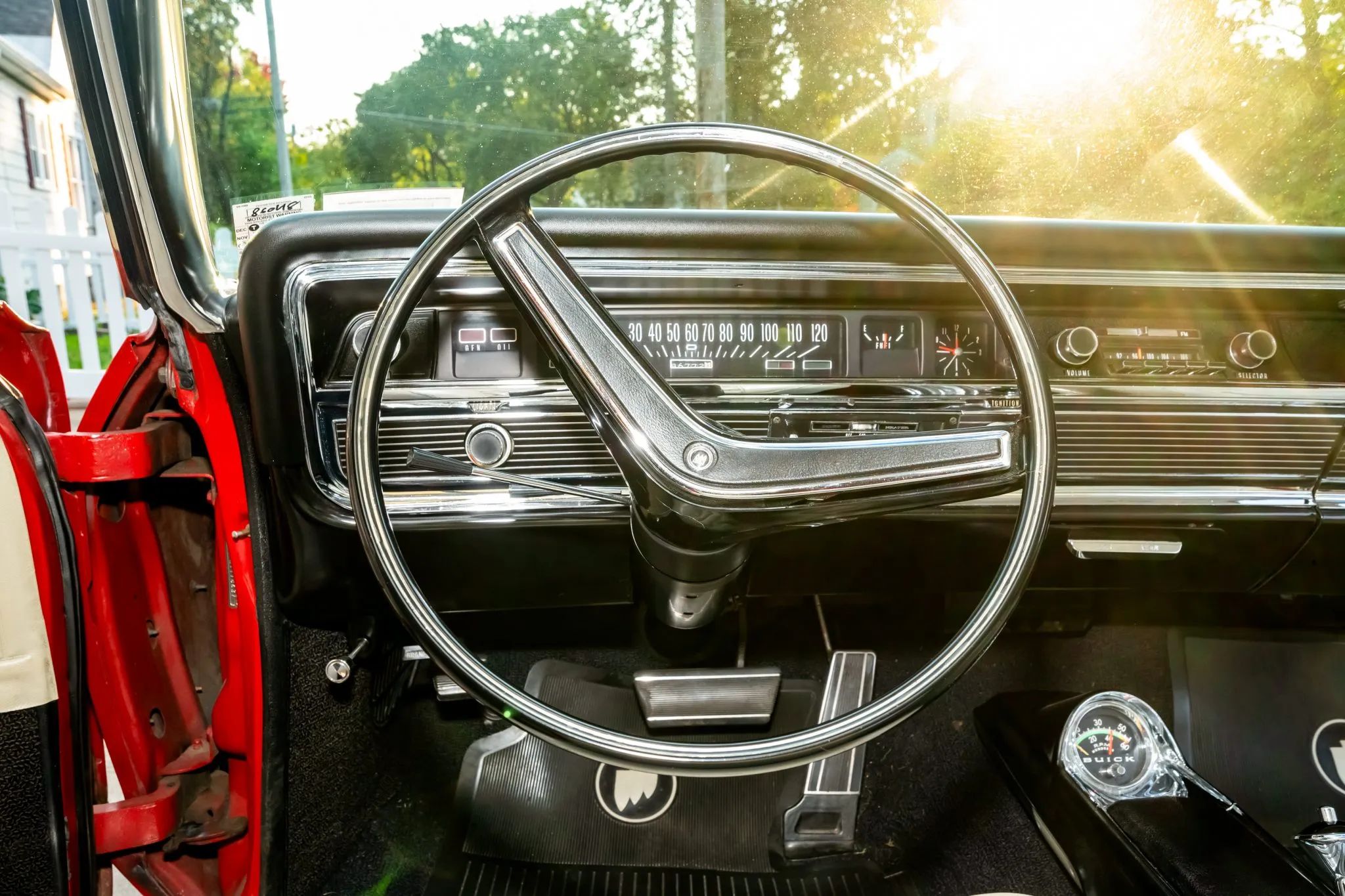 1966 Buick Wildcat Custom Gran Sport: One-Year-Only Full-Size Buick Muscle "For Young People Of All Ages" 16 Dashboard of a 1966 Buick