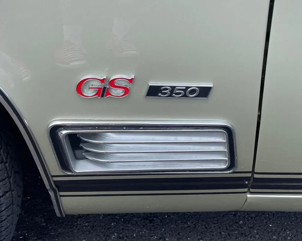 1968 Buick GS 350 Sport Coupe: Not Quite A Muscle Car, This Junior GS Was The Best-Handling Buick Of Its Time 2 Left front fender badge and simulated air extractor vent on a 1968 Buick