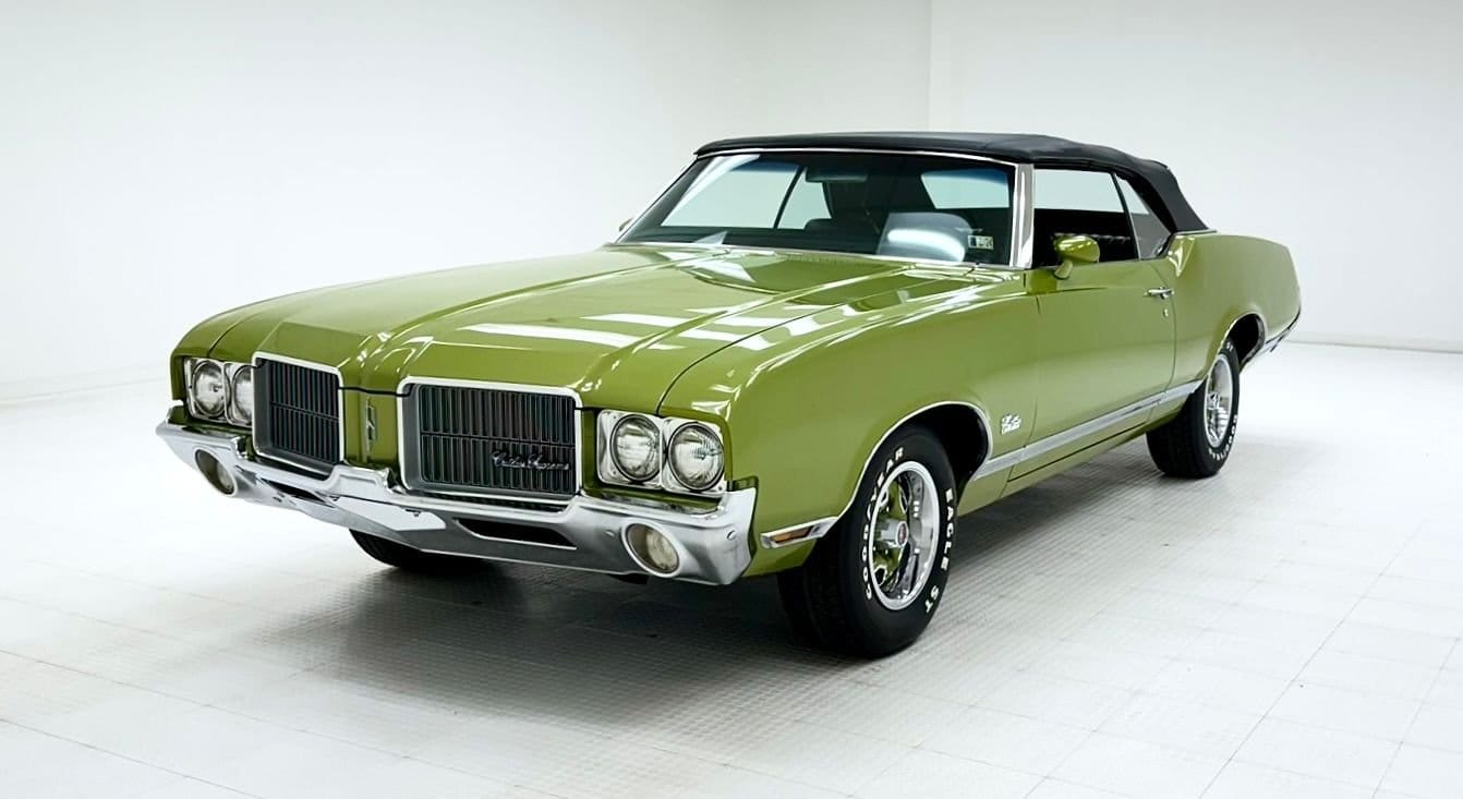 1971 Oldsmobile Cutlass Supreme Convertible: A Solid Driver With Only 82,000 Miles 3 Driver front 3q view of green 1971 Oldsmobile Cutlass Supreme