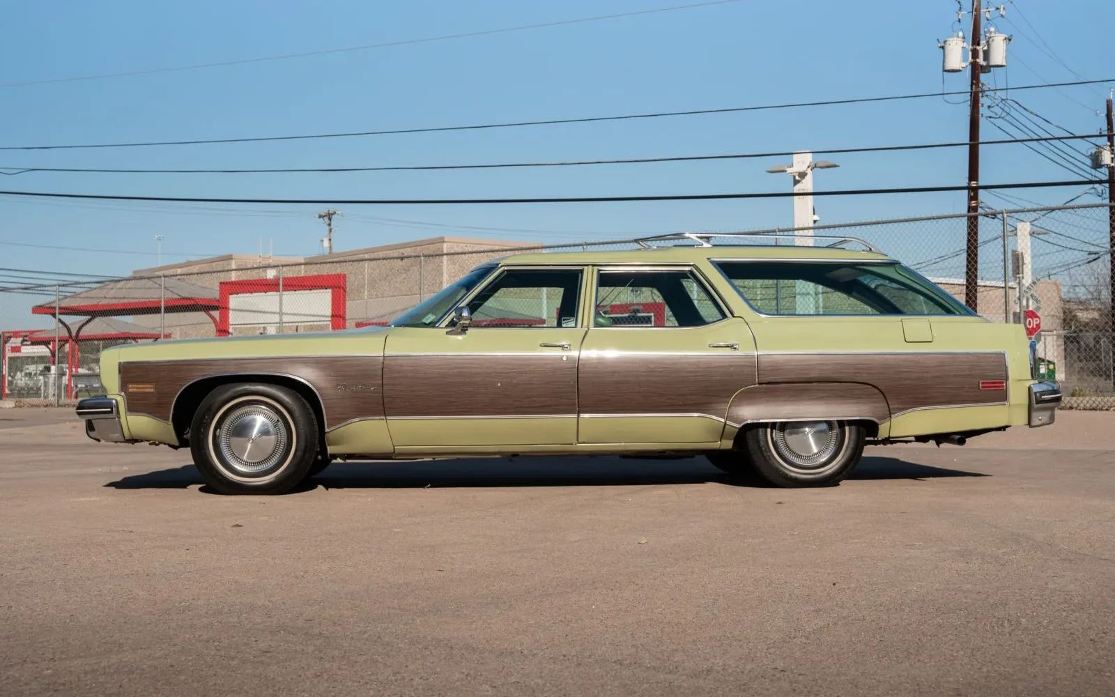 1964 Oldsmobile Dynamic 88 Fiesta: A Full-Size Station Wagon With Less Cargo Room Than A Midsize (Mostly) 29 Left side view of a 1974 Oldsmobile full-size station wagon