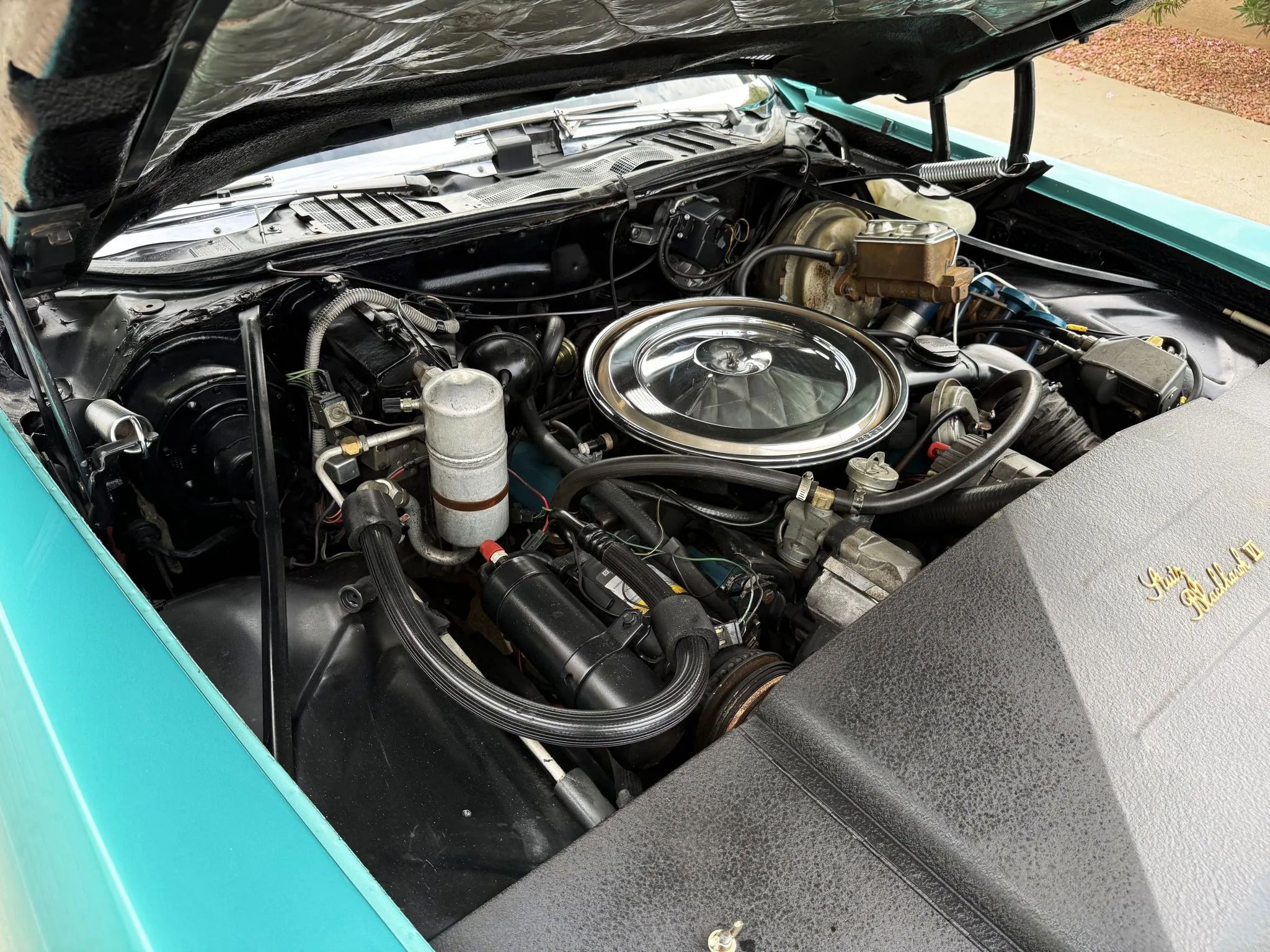 Engine in a 1978 Stutz