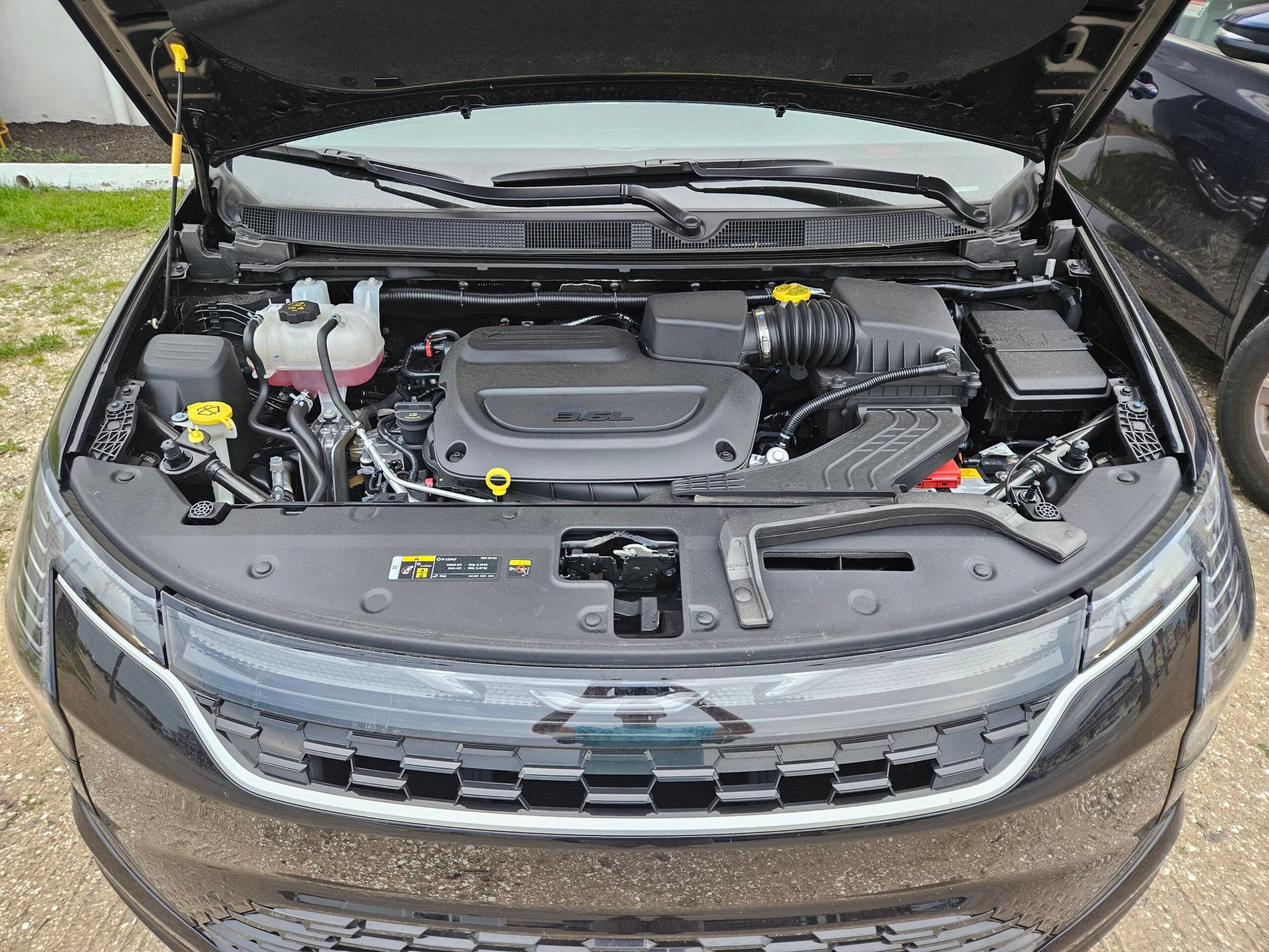 Rental Review: 2027 Chrysler Pacifica Select – If It Ain’t Broke, Does Anybody Care? 14 2027 Chrysler Pacifica Select 25 scaled