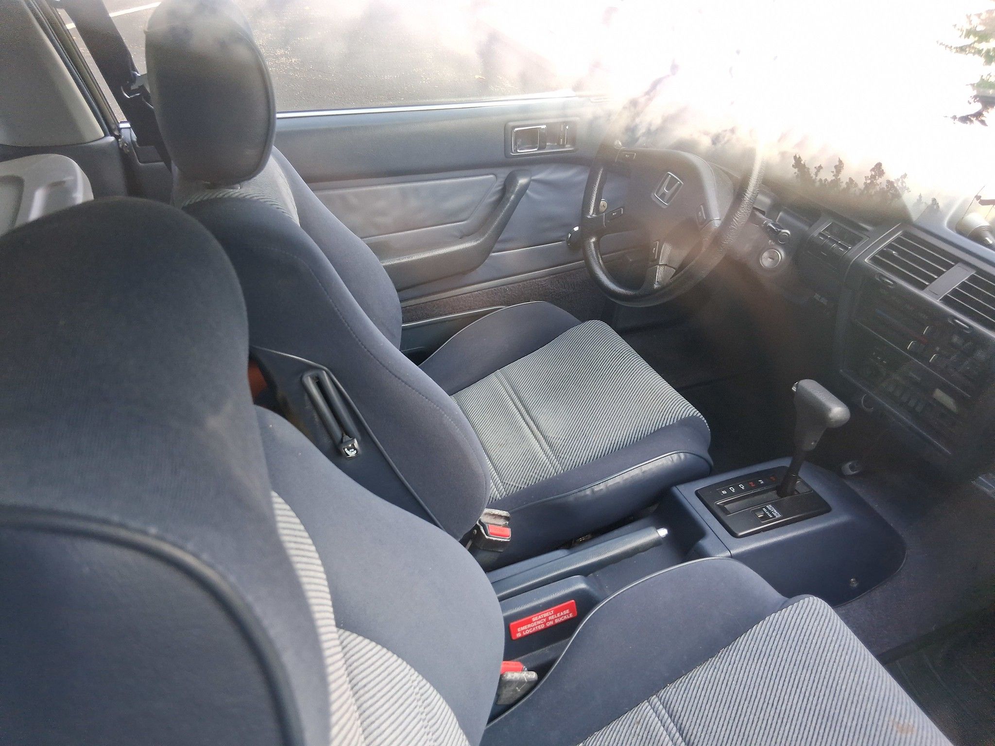 1988/1989 Honda Accord DX Coupe: It Gets My Vote For The Best-Looking Honda 6 Blue interior of 1988 or 1989 Honda Accord DX Coupe