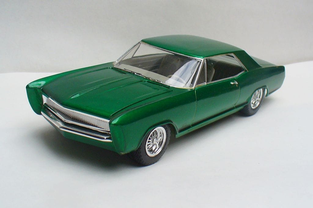Cruising Woodward - Hot Rods & Customs In Scale 2 65RivGreen2