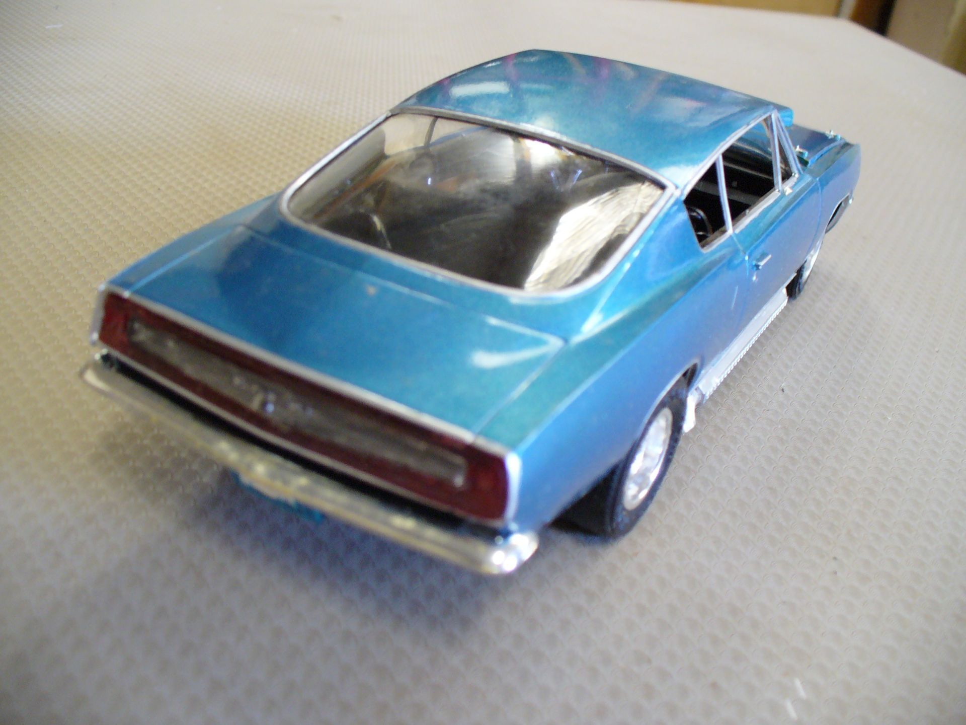Cruising Woodward - Hot Rods & Customs In Scale 23 69CudaBlue2