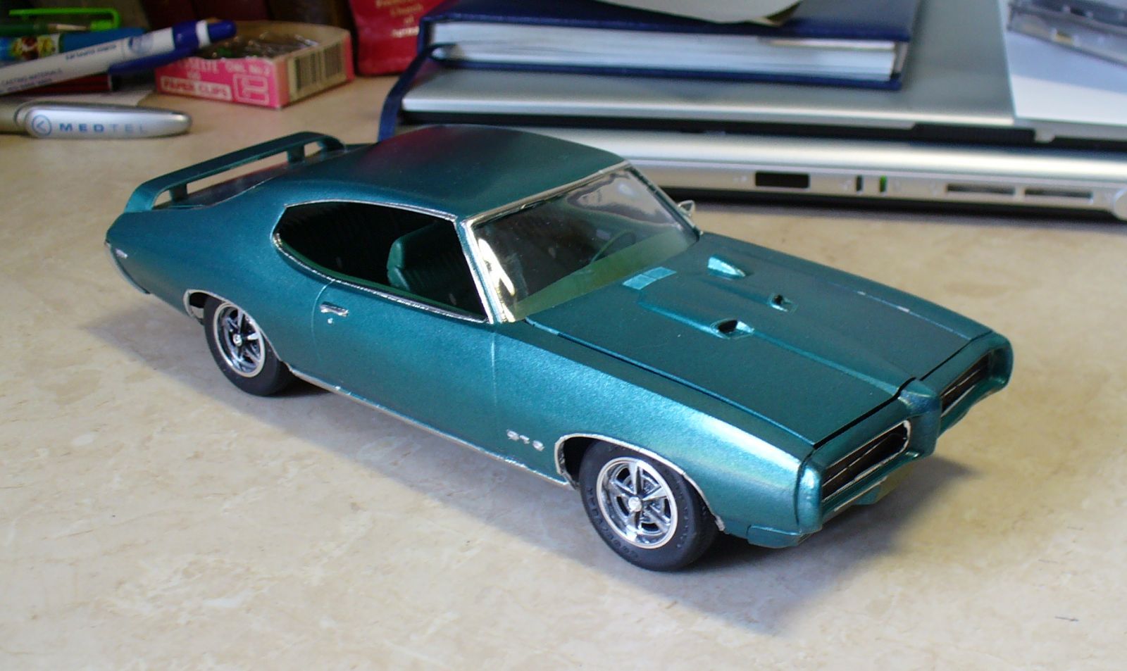 Cruising Woodward - Hot Rods & Customs In Scale 25 69GTO