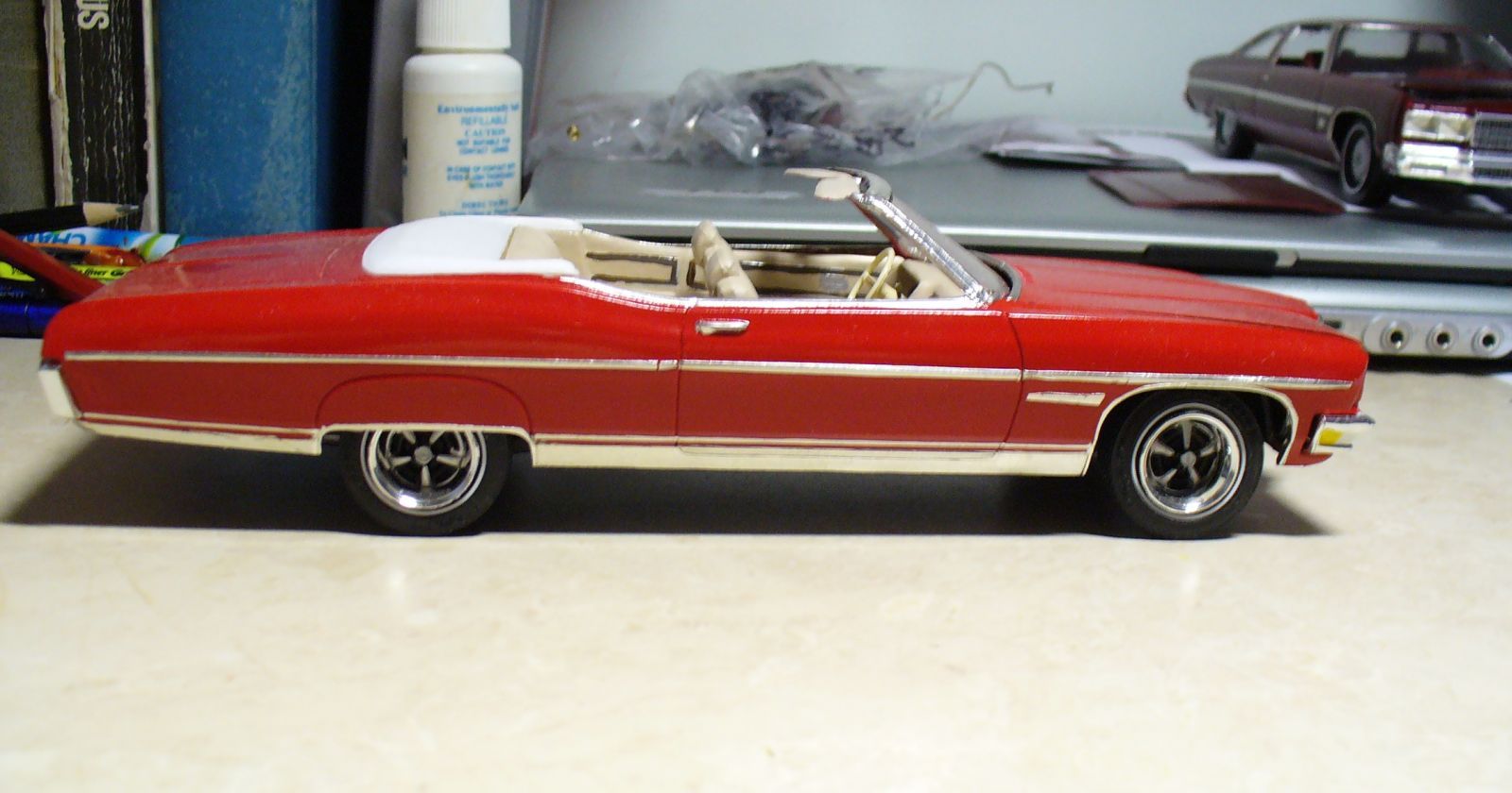 Cruising Woodward - Hot Rods & Customs In Scale 43 70Bonneville4